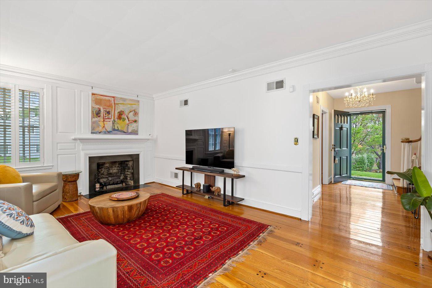 1702 FRANKLIN ST, FREDERICKSBURG, Virginia 22401, 4 Bedrooms Bedrooms, ,3 BathroomsBathrooms,Residential,For sale,1702 FRANKLIN ST,VAFB2008192 MLS # VAFB2008192