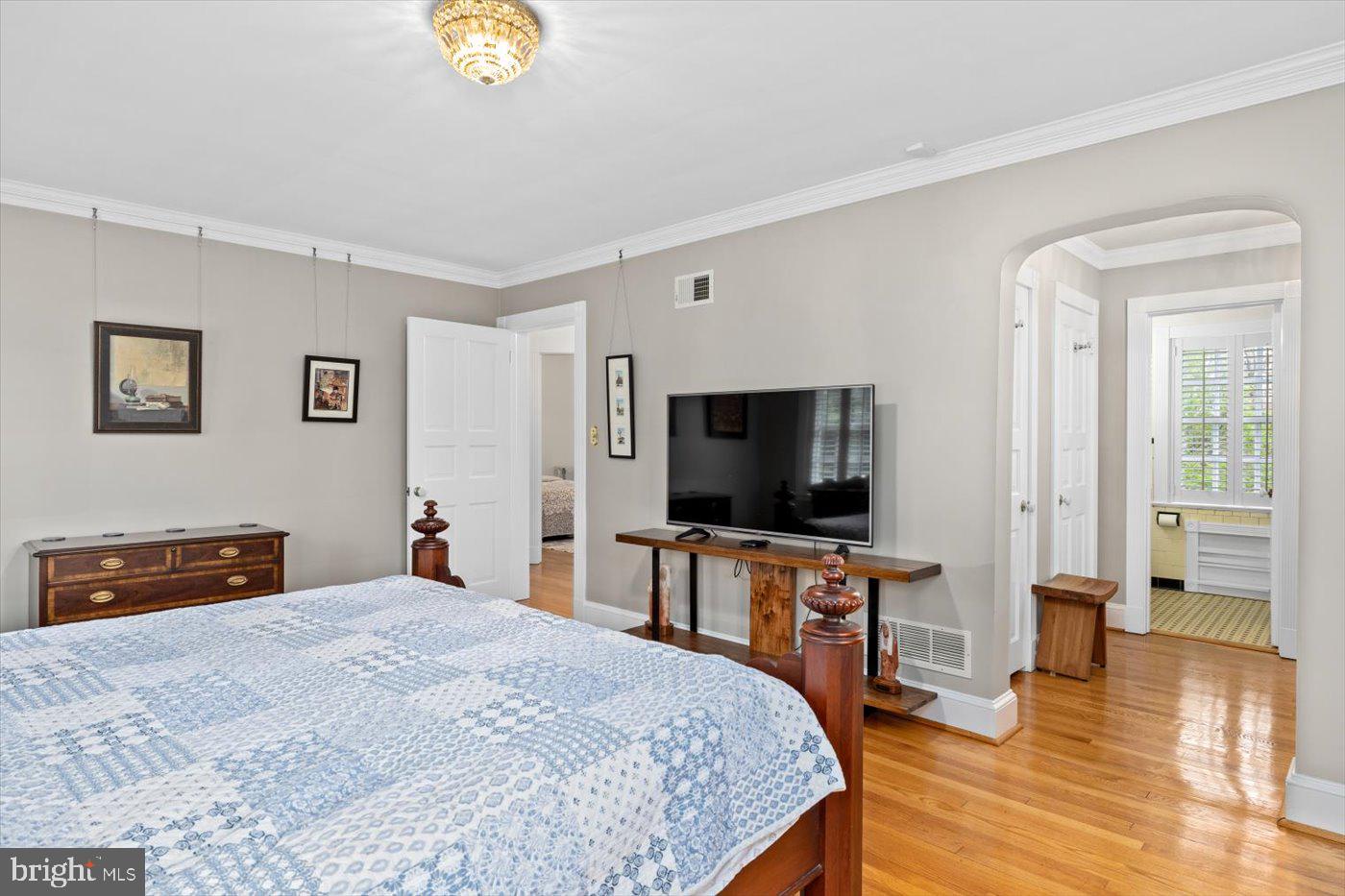 1702 FRANKLIN ST, FREDERICKSBURG, Virginia 22401, 4 Bedrooms Bedrooms, ,3 BathroomsBathrooms,Residential,For sale,1702 FRANKLIN ST,VAFB2008192 MLS # VAFB2008192