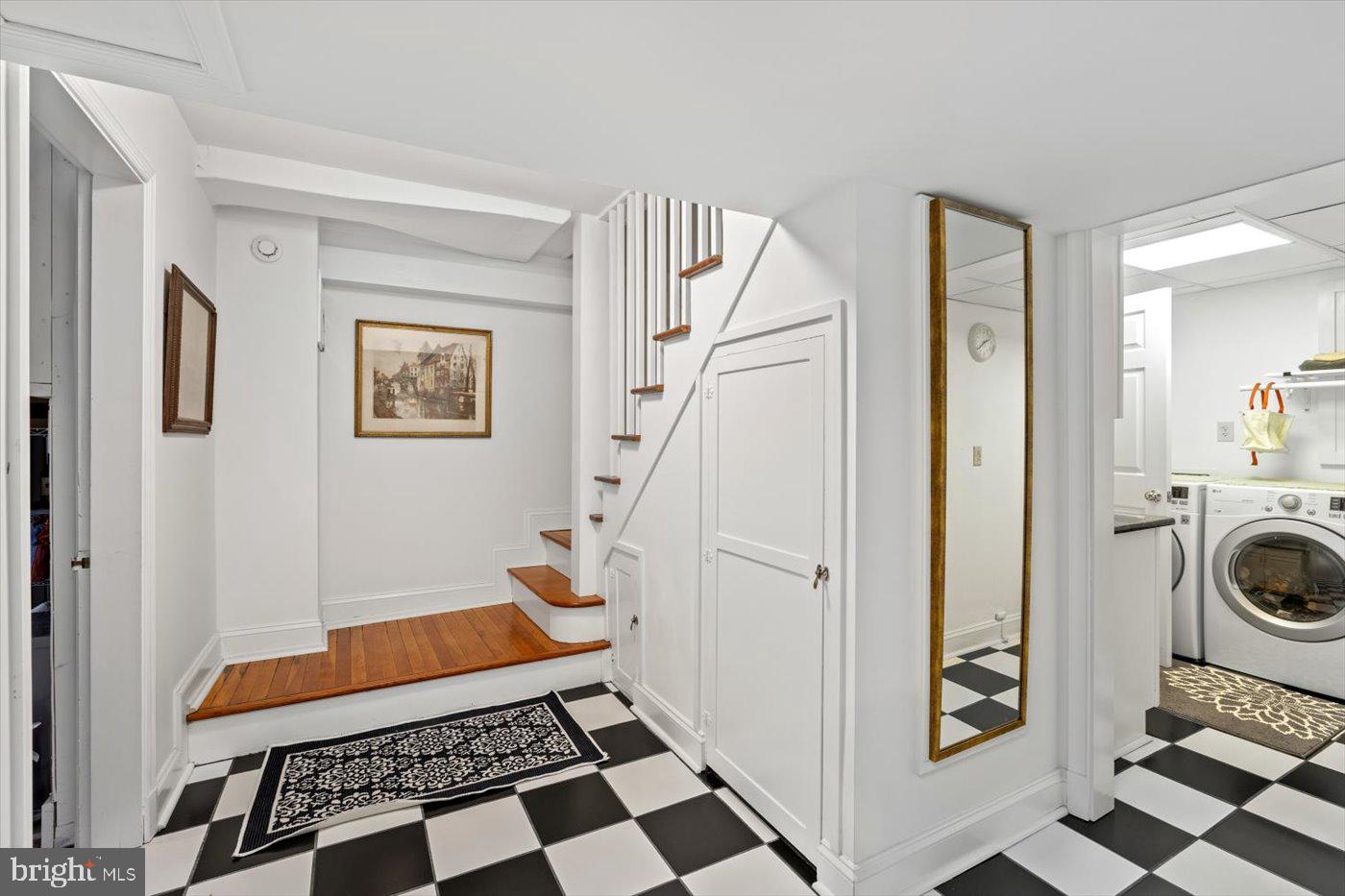 1702 FRANKLIN ST, FREDERICKSBURG, Virginia 22401, 4 Bedrooms Bedrooms, ,3 BathroomsBathrooms,Residential,For sale,1702 FRANKLIN ST,VAFB2008192 MLS # VAFB2008192