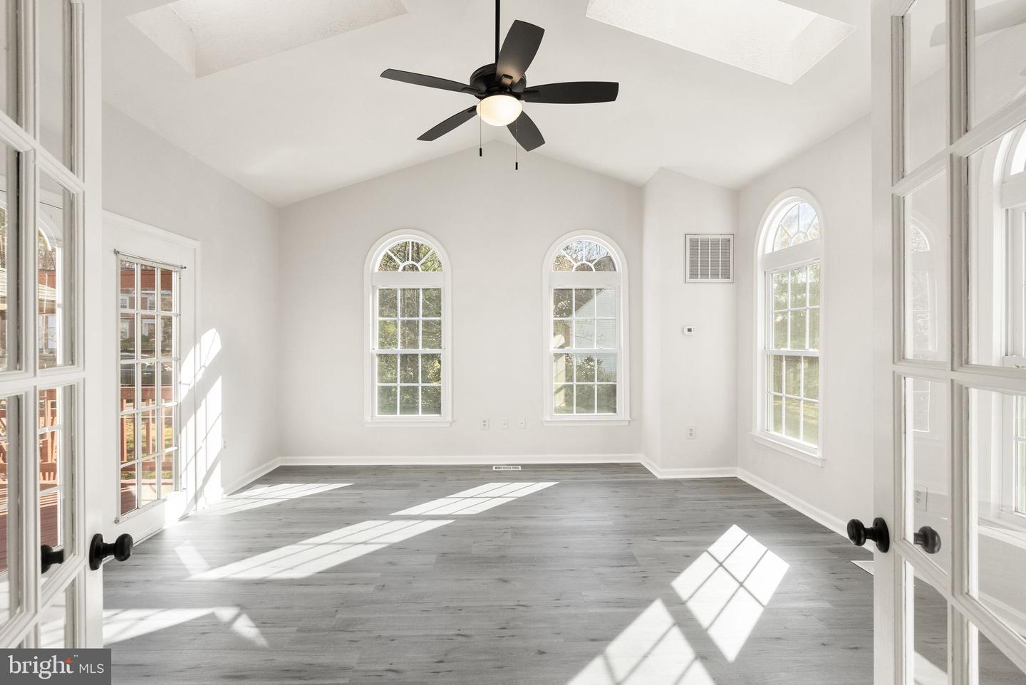 10 SARASOTA DR, STAFFORD, Virginia 22554, 5 Bedrooms Bedrooms, ,3 BathroomsBathrooms,Residential,For sale,10 SARASOTA DR,VAST2038774 MLS # VAST2038774