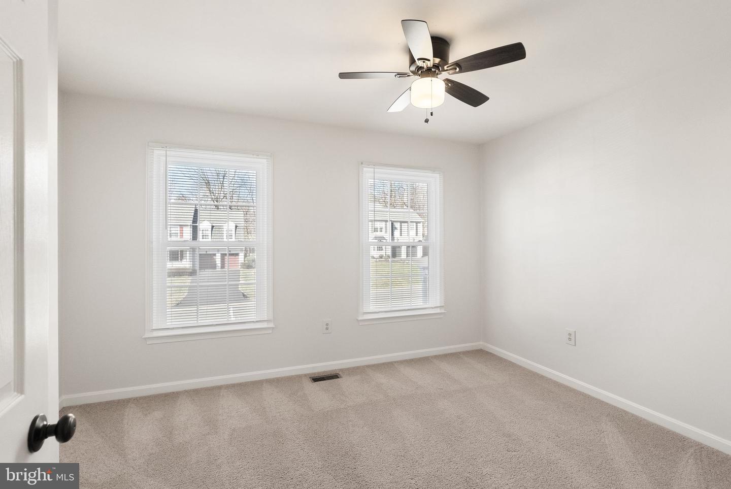 10 SARASOTA DR, STAFFORD, Virginia 22554, 5 Bedrooms Bedrooms, ,3 BathroomsBathrooms,Residential,For sale,10 SARASOTA DR,VAST2038774 MLS # VAST2038774