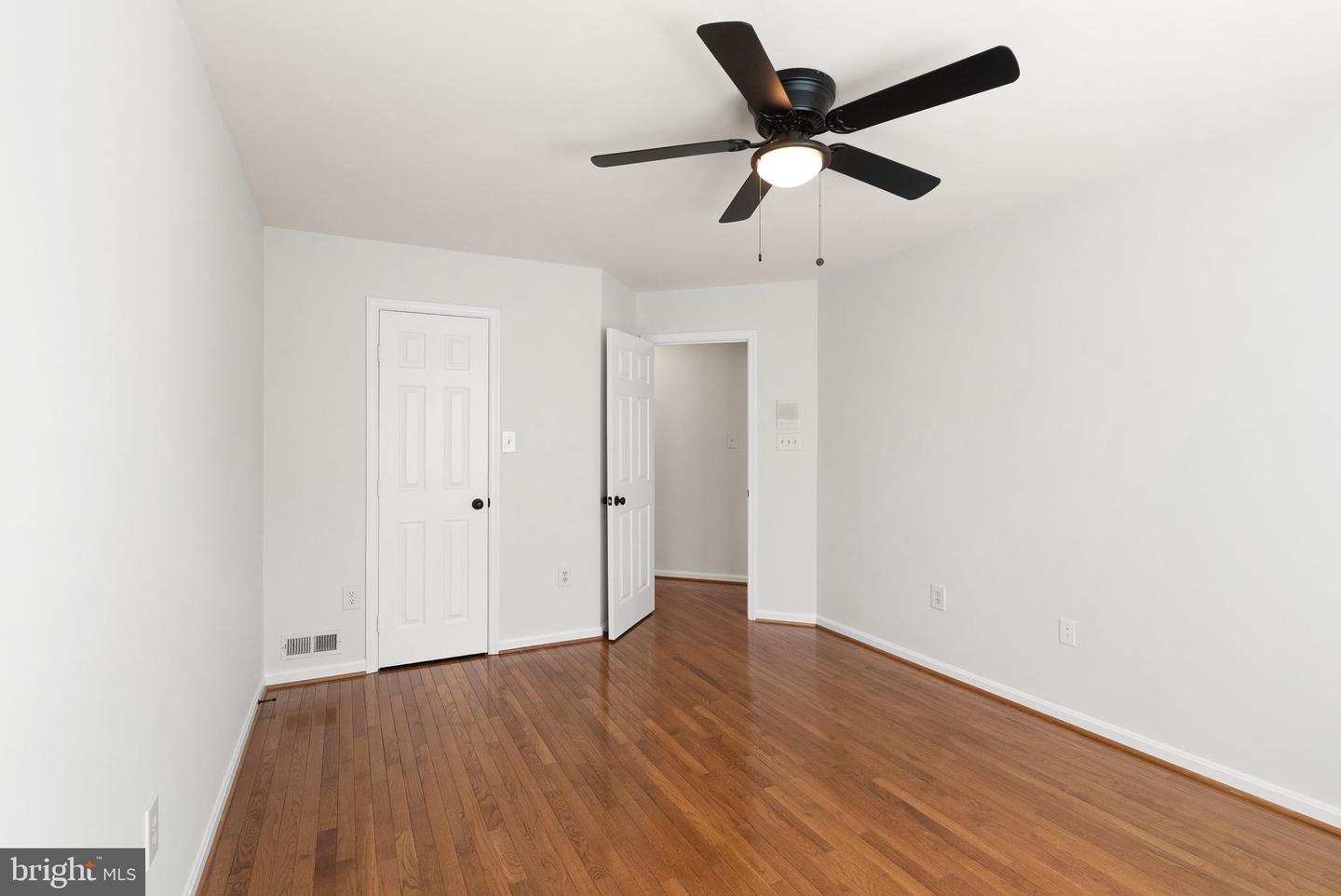 10 SARASOTA DR, STAFFORD, Virginia 22554, 5 Bedrooms Bedrooms, ,3 BathroomsBathrooms,Residential,For sale,10 SARASOTA DR,VAST2038774 MLS # VAST2038774