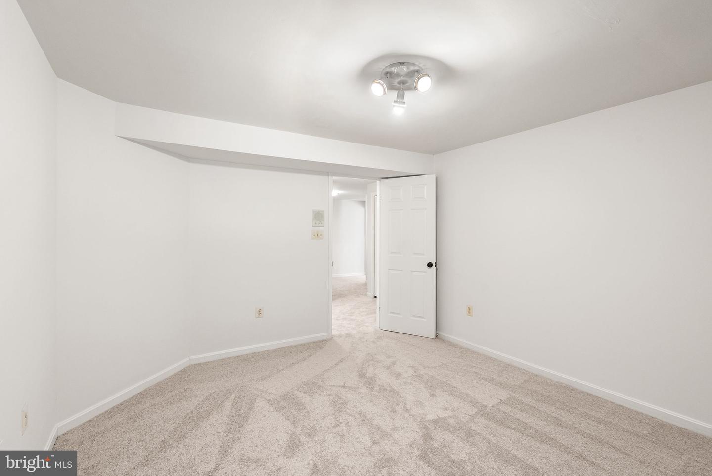 10 SARASOTA DR, STAFFORD, Virginia 22554, 5 Bedrooms Bedrooms, ,3 BathroomsBathrooms,Residential,For sale,10 SARASOTA DR,VAST2038774 MLS # VAST2038774