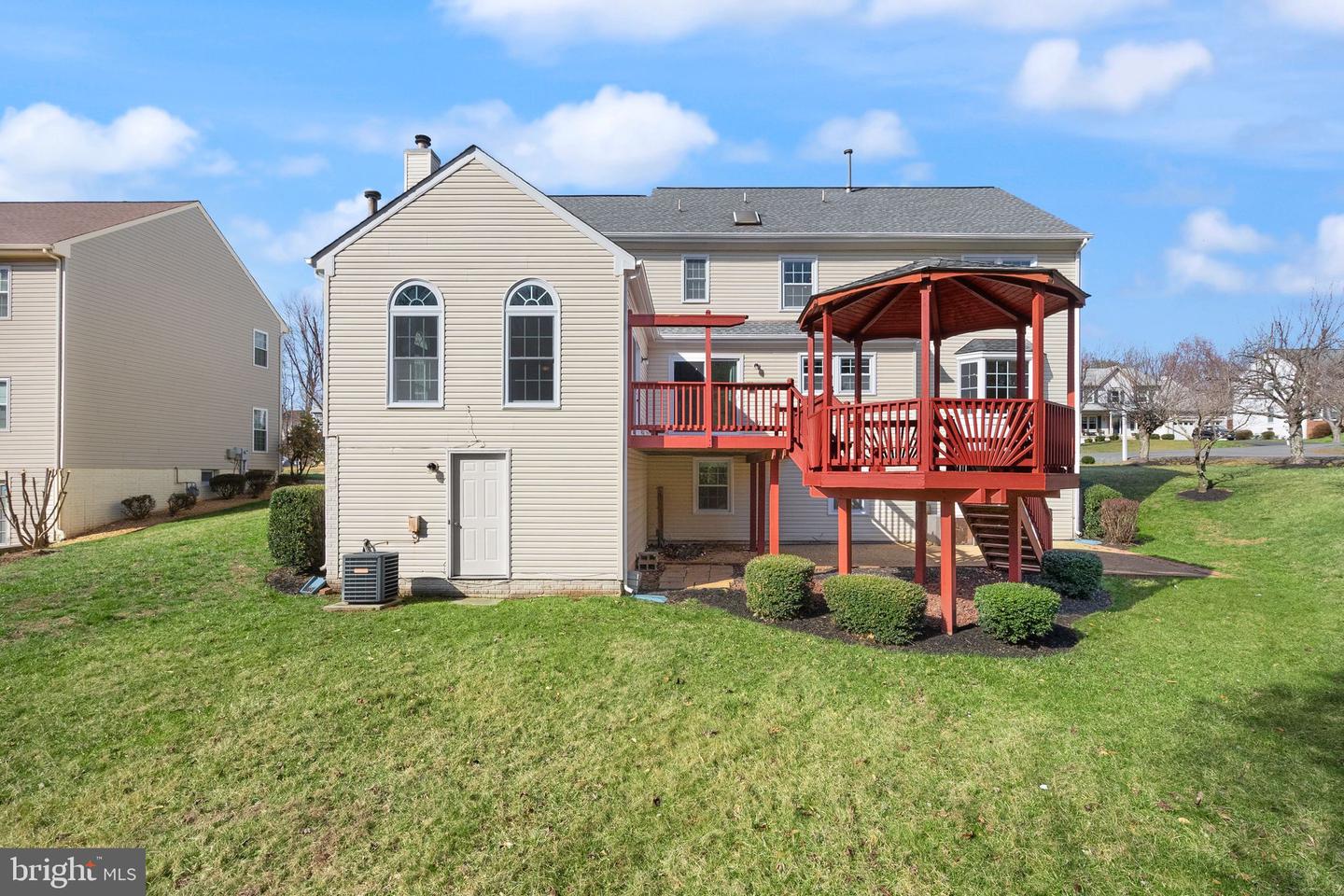 10 SARASOTA DR, STAFFORD, Virginia 22554, 5 Bedrooms Bedrooms, ,3 BathroomsBathrooms,Residential,For sale,10 SARASOTA DR,VAST2038774 MLS # VAST2038774