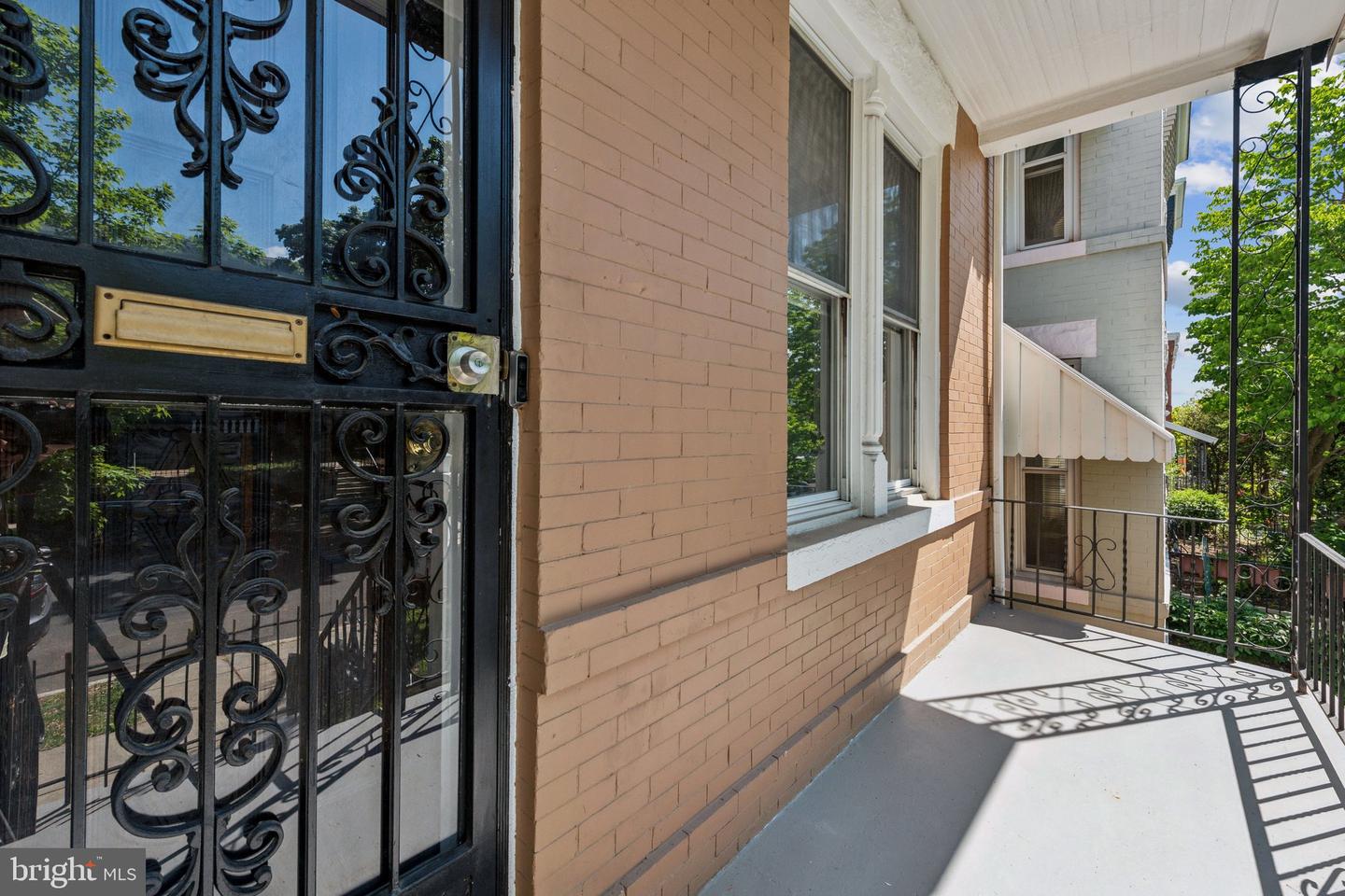 1306 E ST NE, WASHINGTON, District Of Columbia 20002, 3 Bedrooms Bedrooms, ,1 BathroomBathrooms,Residential,For sale,1306 E ST NE,DCDC2187824 MLS # DCDC2187824