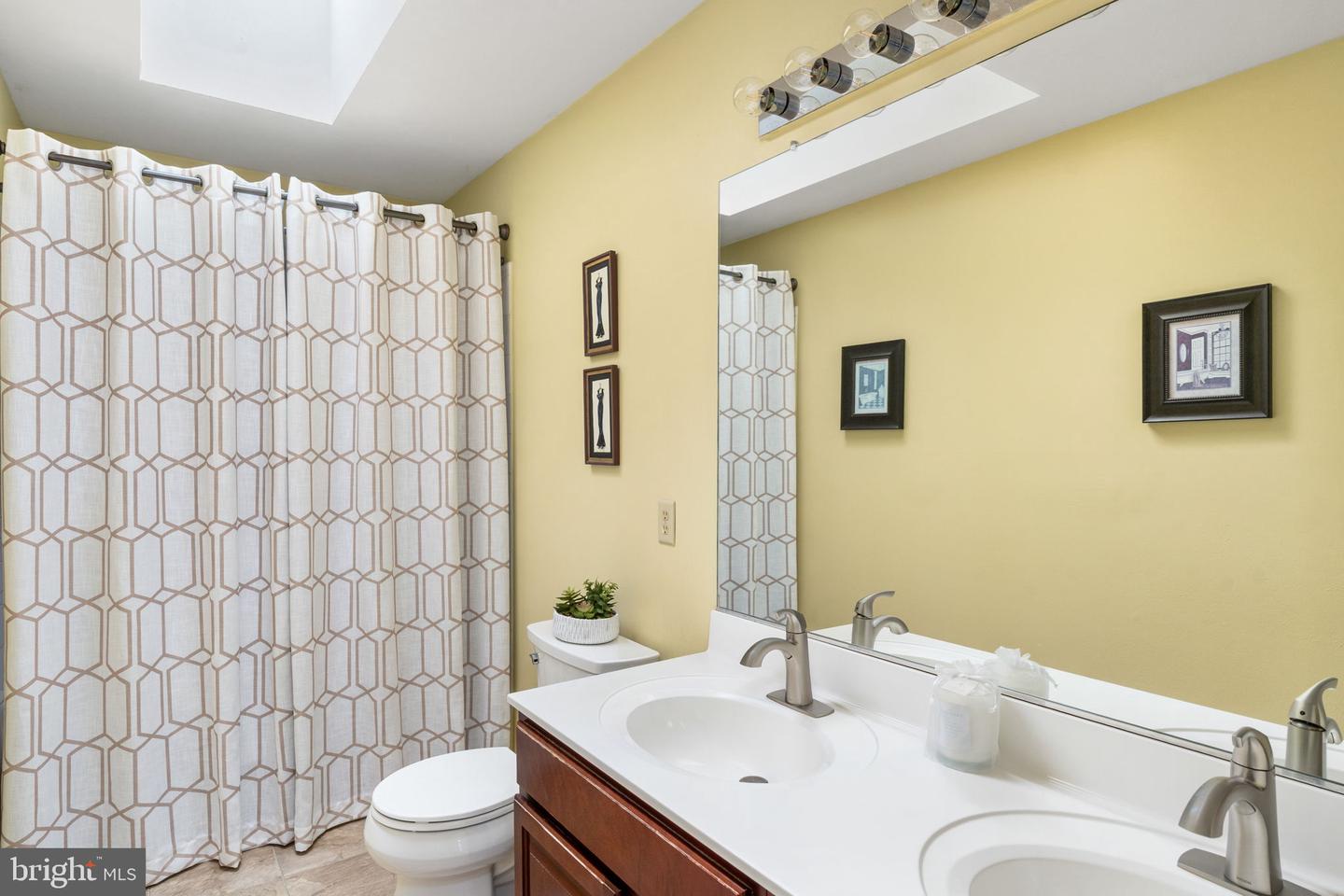75 PORTLAND DR, FREDERICKSBURG, Virginia 22405, 4 Bedrooms Bedrooms, ,2 BathroomsBathrooms,Residential,For sale,75 PORTLAND DR,VAST2037286 MLS # VAST2037286