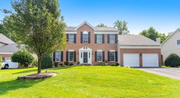 21320 TRASKWOOD CT, STERLING, Virginia 20165, 4 Bedrooms Bedrooms, ,3 BathroomsBathrooms,Residential,For sale,21320 TRASKWOOD CT,VALO2092614 MLS # VALO2092614