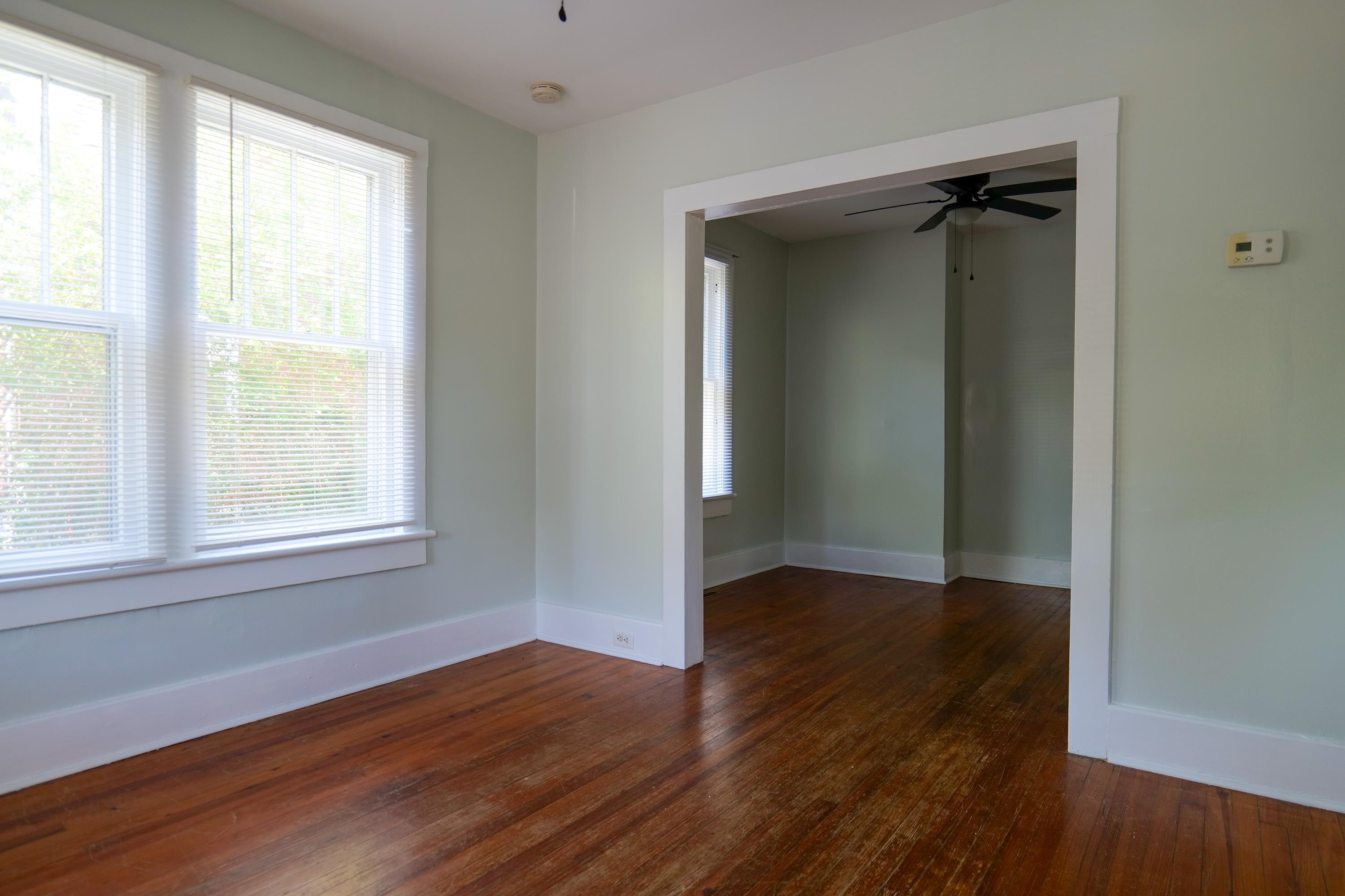 126 PARK BLVD, STAUNTON, Virginia 24401, 2 Bedrooms Bedrooms, ,1 BathroomBathrooms,Residential,126 PARK BLVD,664465 MLS # 664465