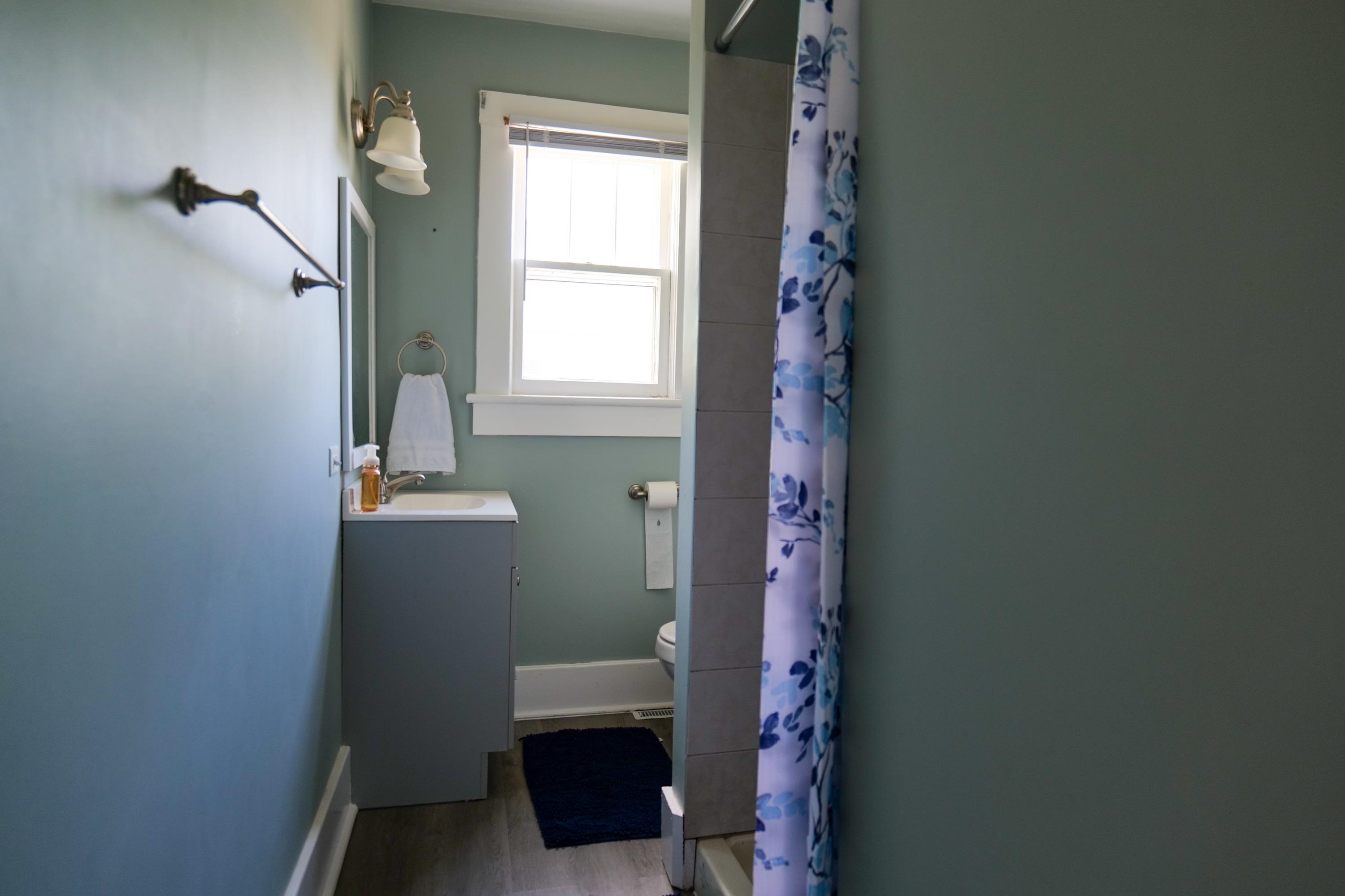 126 PARK BLVD, STAUNTON, Virginia 24401, 2 Bedrooms Bedrooms, ,1 BathroomBathrooms,Residential,126 PARK BLVD,664465 MLS # 664465