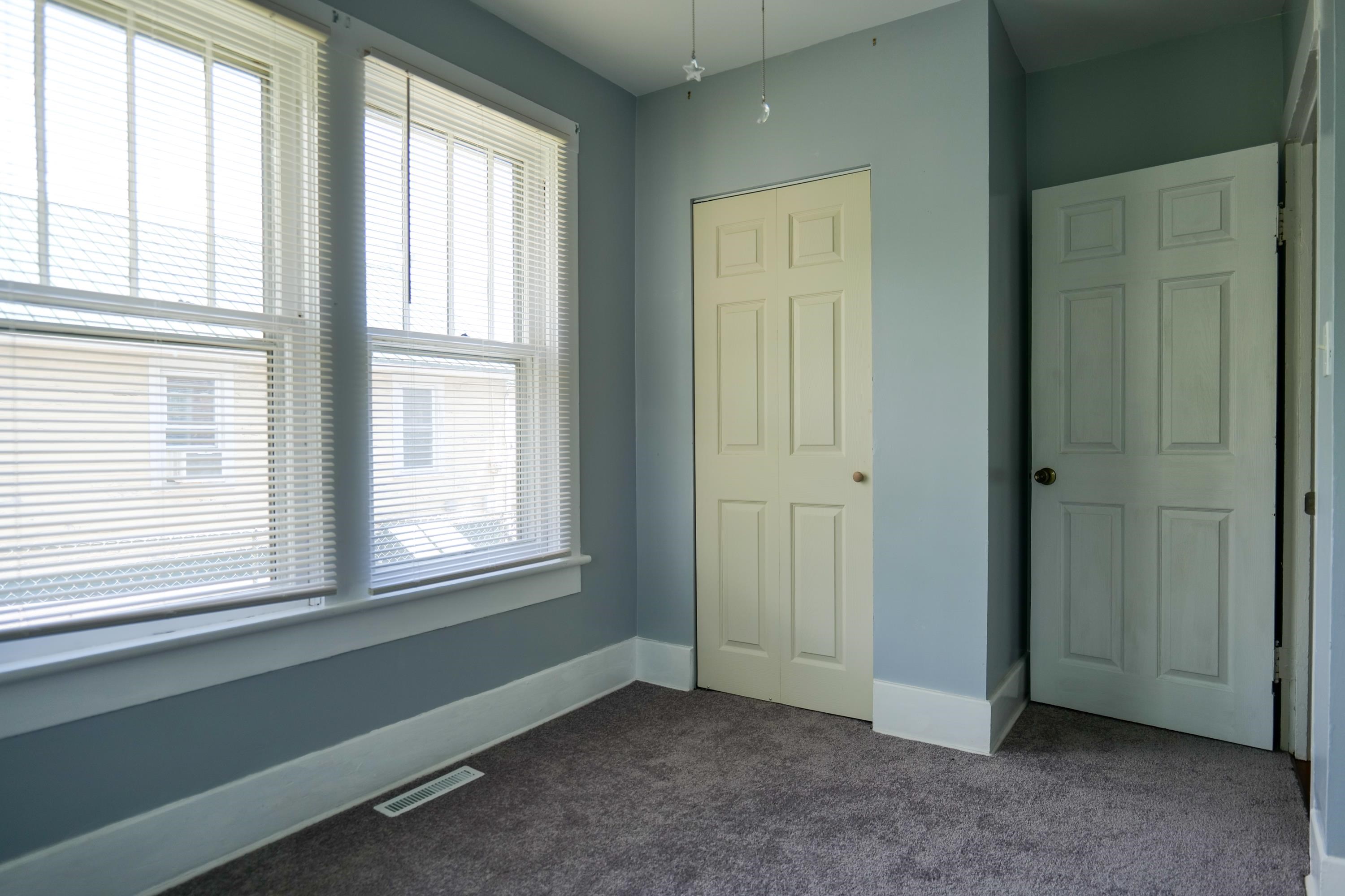 126 PARK BLVD, STAUNTON, Virginia 24401, 2 Bedrooms Bedrooms, ,1 BathroomBathrooms,Residential,126 PARK BLVD,664465 MLS # 664465