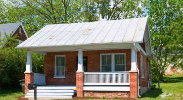 126 PARK BLVD, STAUNTON, Virginia 24401, 2 Bedrooms Bedrooms, ,1 BathroomBathrooms,Residential,126 PARK BLVD,664465 MLS # 664465