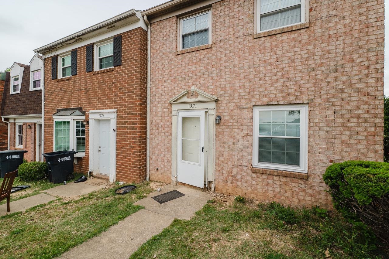 1331 DEVON LN, HARRISONBURG, Virginia 22801, 3 Bedrooms Bedrooms, ,1 BathroomBathrooms,Residential,1331 DEVON LN,664467 MLS # 664467