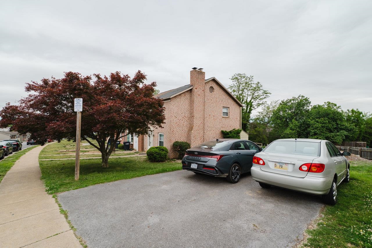 1331 DEVON LN, HARRISONBURG, Virginia 22801, 3 Bedrooms Bedrooms, ,1 BathroomBathrooms,Residential,1331 DEVON LN,664467 MLS # 664467