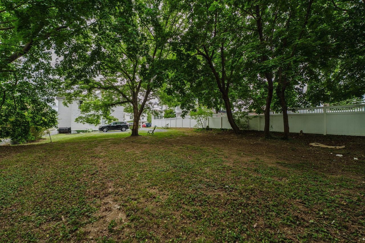 254 W MARKET ST, HARRISONBURG, Virginia 22802, 8 Bedrooms Bedrooms, ,2 BathroomsBathrooms,Residential,254 W MARKET ST,664470 MLS # 664470