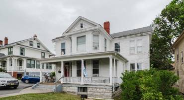 254 W MARKET ST, HARRISONBURG, Virginia 22802, 8 Bedrooms Bedrooms, ,2 BathroomsBathrooms,Residential,254 W MARKET ST,664470 MLS # 664470