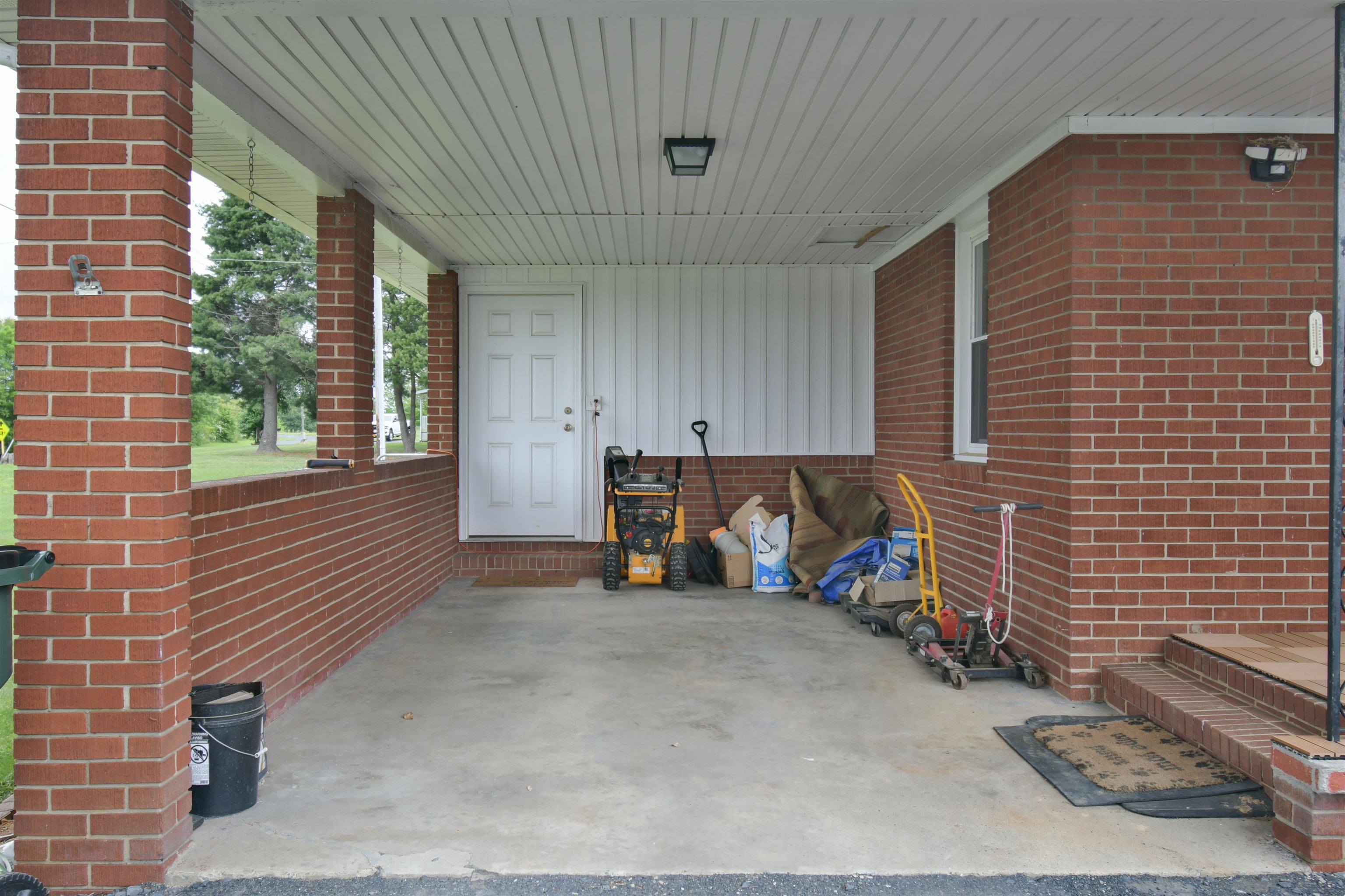 1448 STUARTS DRAFT HWY, STUARTS DRAFT, Virginia 24477, 3 Bedrooms Bedrooms, ,1 BathroomBathrooms,Residential,1448 STUARTS DRAFT HWY,664472 MLS # 664472