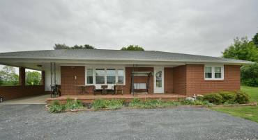 1448 STUARTS DRAFT HWY, STUARTS DRAFT, Virginia 24477, 3 Bedrooms Bedrooms, ,1 BathroomBathrooms,Residential,1448 STUARTS DRAFT HWY,664472 MLS # 664472