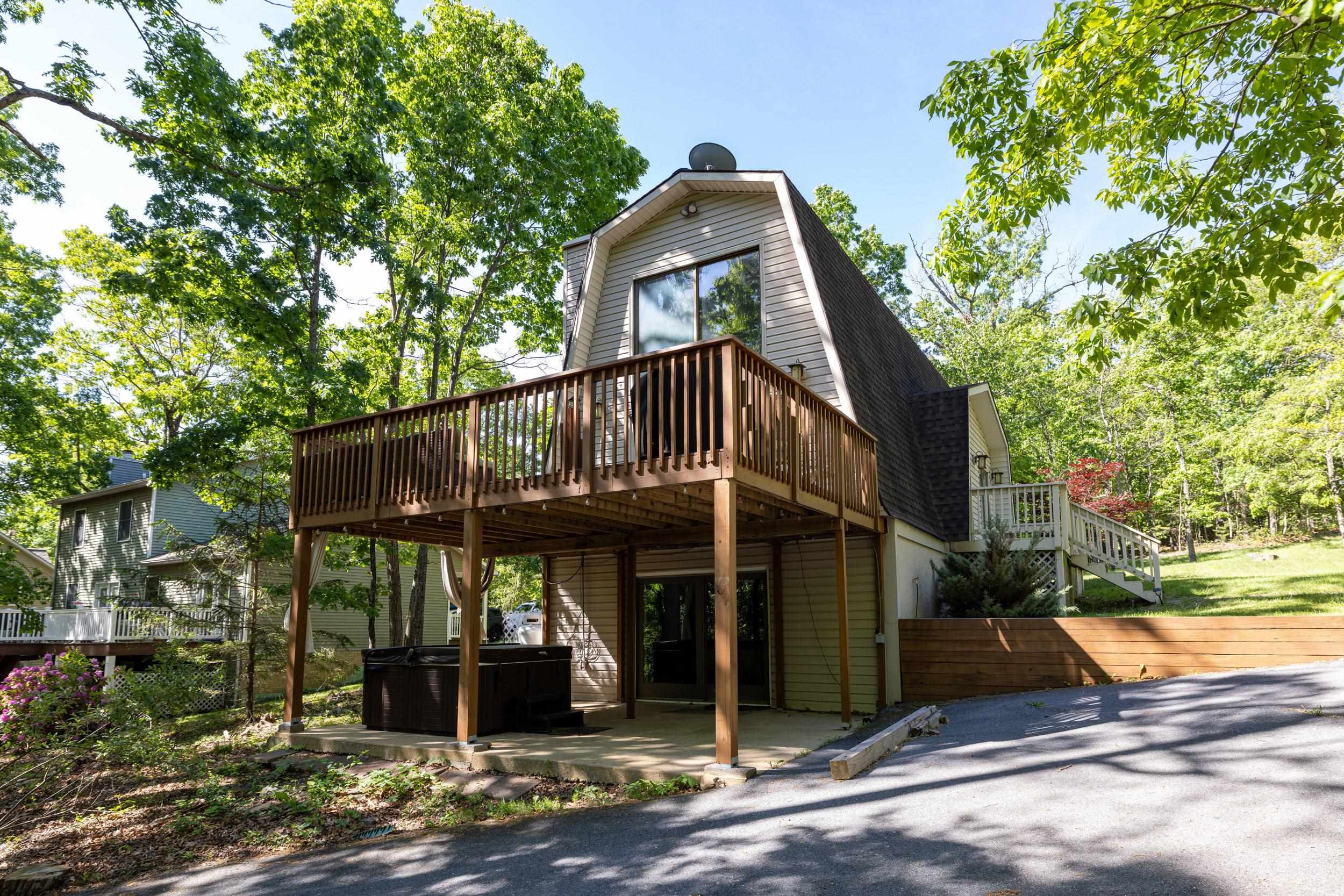 218 BETHEL LN, MCGAHEYSVILLE, Virginia 22840, 3 Bedrooms Bedrooms, ,3 BathroomsBathrooms,Residential,218 Bethel Lane, McGaheysville, VA 22840,218 BETHEL LN,664476 MLS # 664476