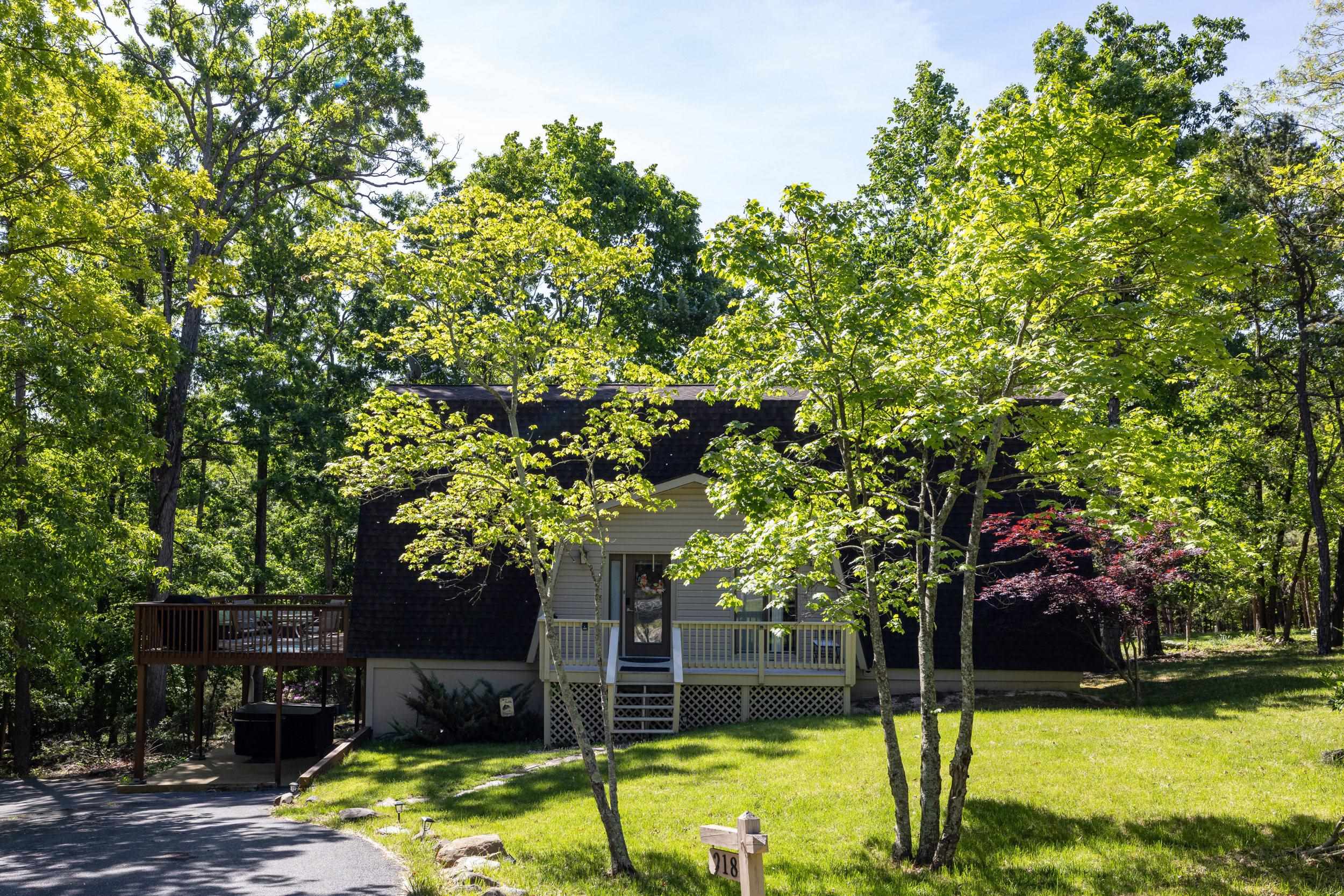 218 BETHEL LN, MCGAHEYSVILLE, Virginia 22840, 3 Bedrooms Bedrooms, ,3 BathroomsBathrooms,Residential,218 Bethel Lane, McGaheysville, VA 22840,218 BETHEL LN,664476 MLS # 664476