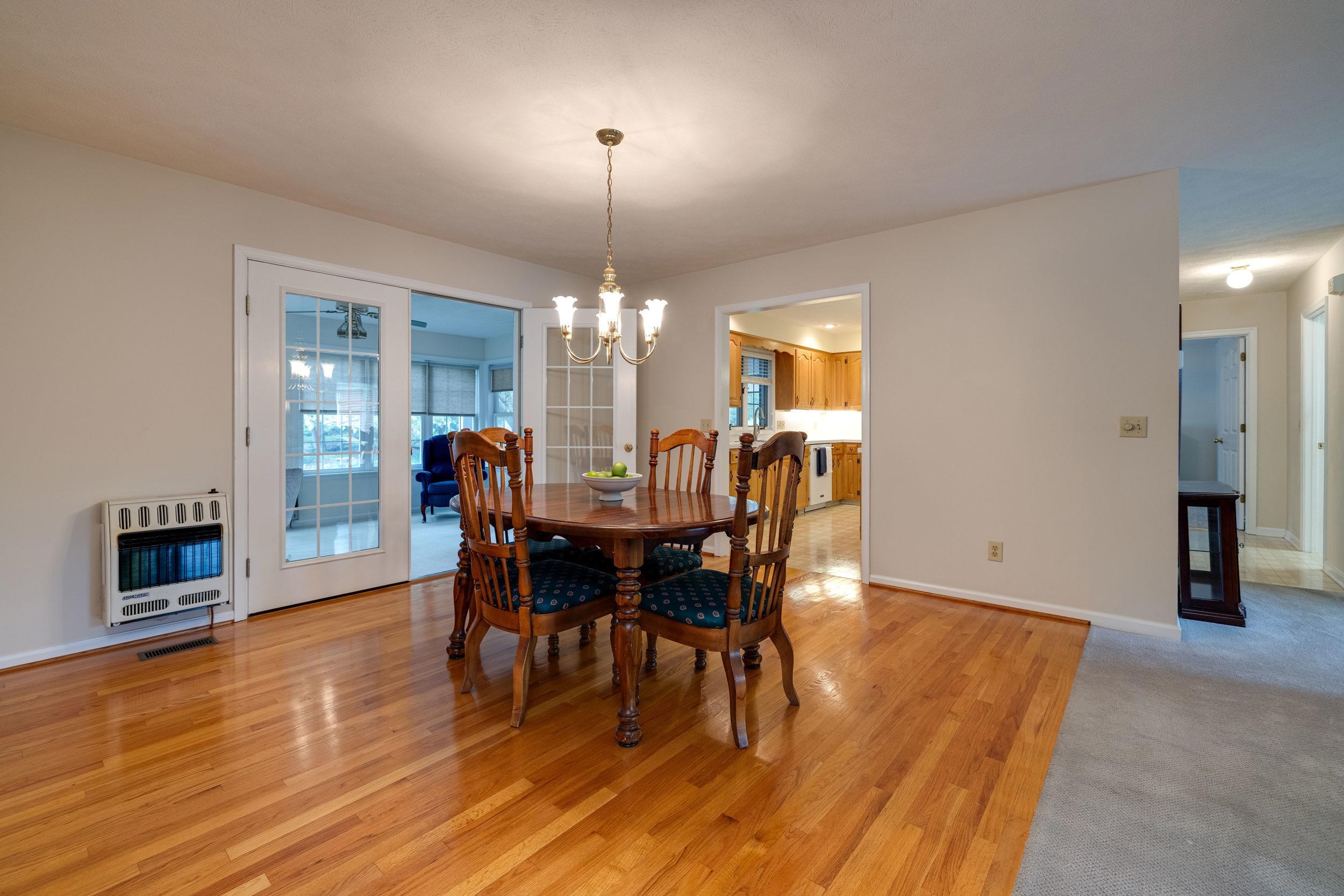 845 QUINCE DR, ROCKINGHAM, Virginia 22801, 3 Bedrooms Bedrooms, ,2 BathroomsBathrooms,Residential,845 QUINCE DR,664480 MLS # 664480