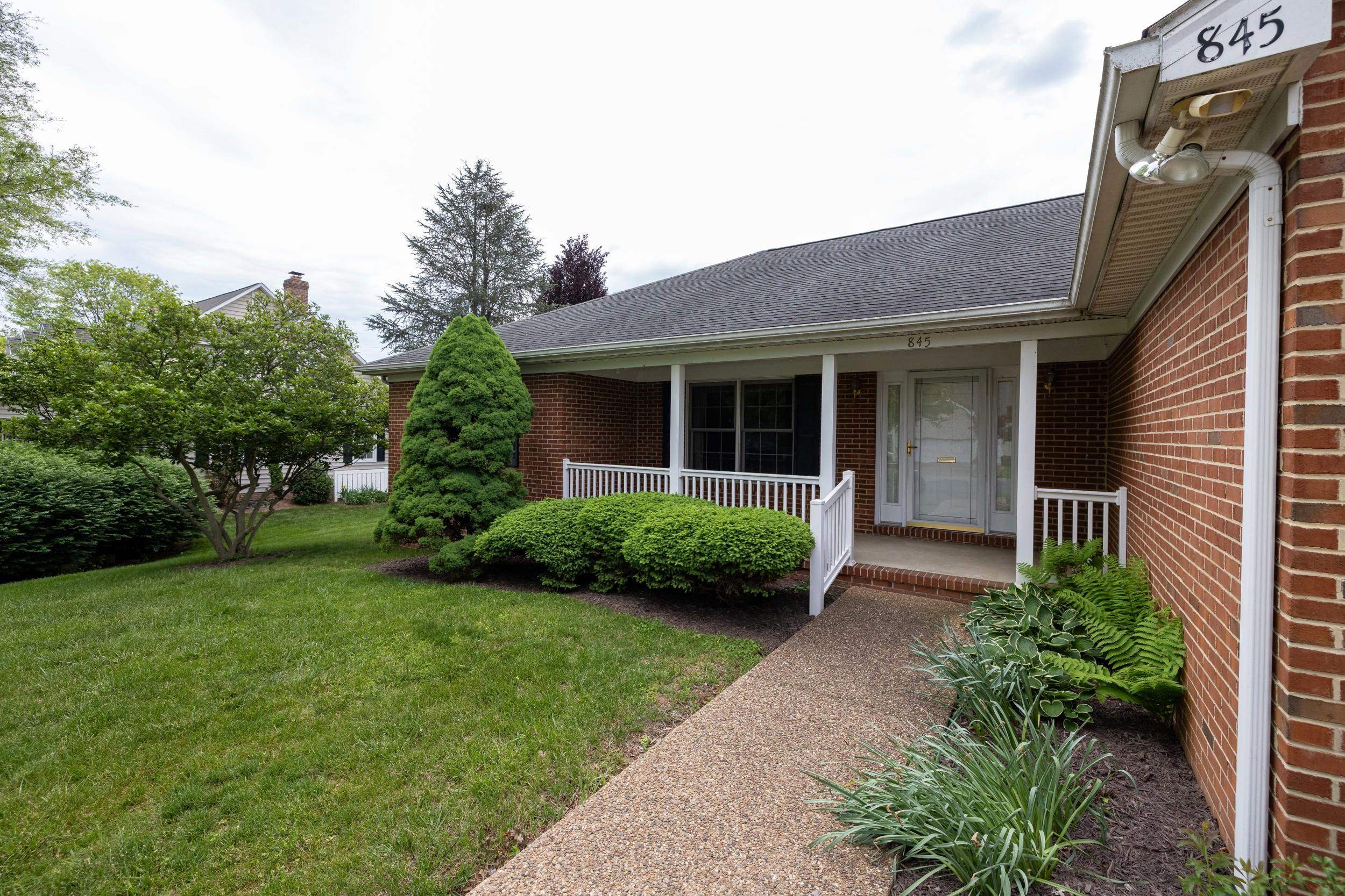 845 QUINCE DR, ROCKINGHAM, Virginia 22801, 3 Bedrooms Bedrooms, ,2 BathroomsBathrooms,Residential,845 QUINCE DR,664480 MLS # 664480