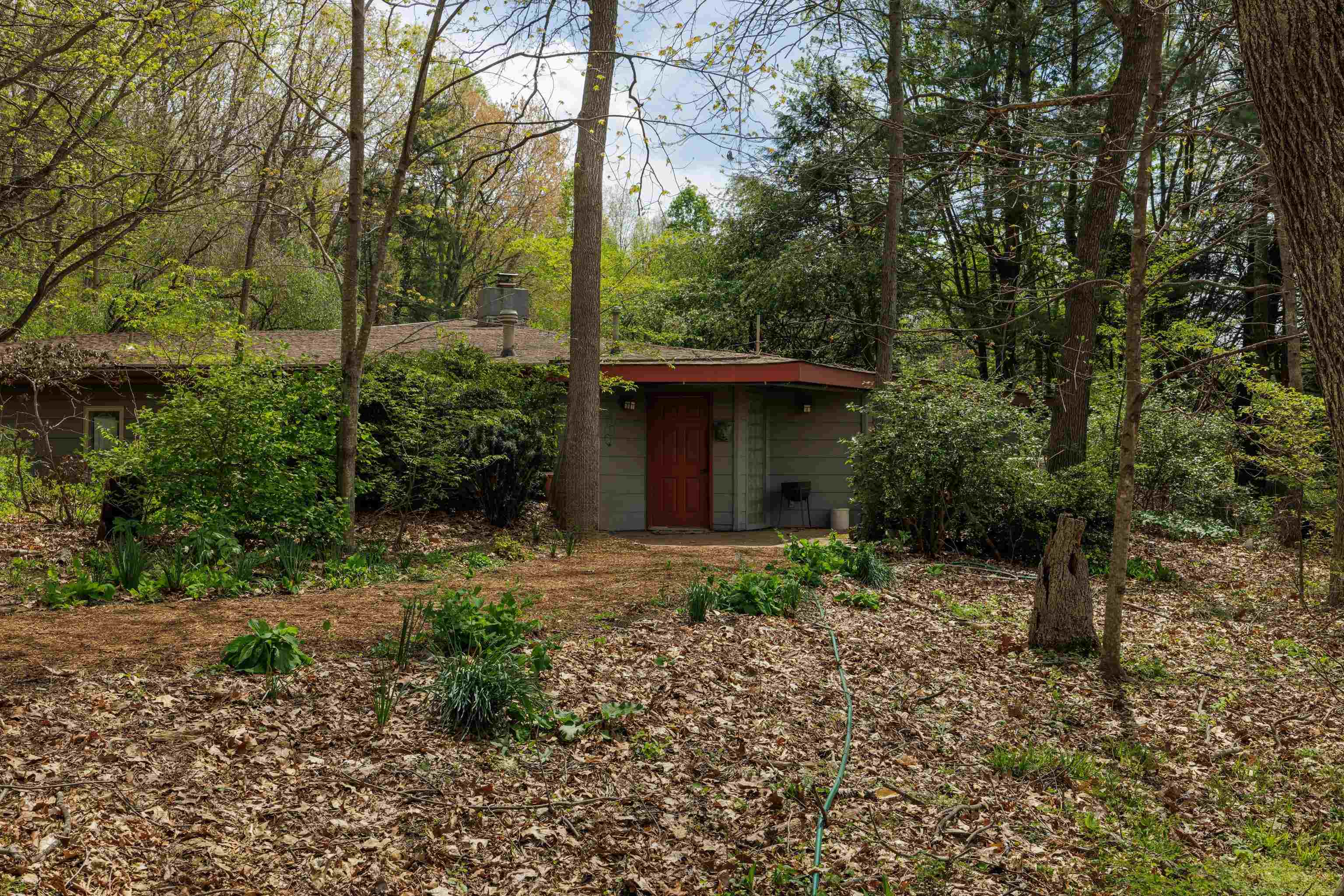 7598 N LEE HWY, RAPHINE, Virginia 24472, 3 Bedrooms Bedrooms, ,2 BathroomsBathrooms,Residential,7598 N LEE HWY,664489 MLS # 664489