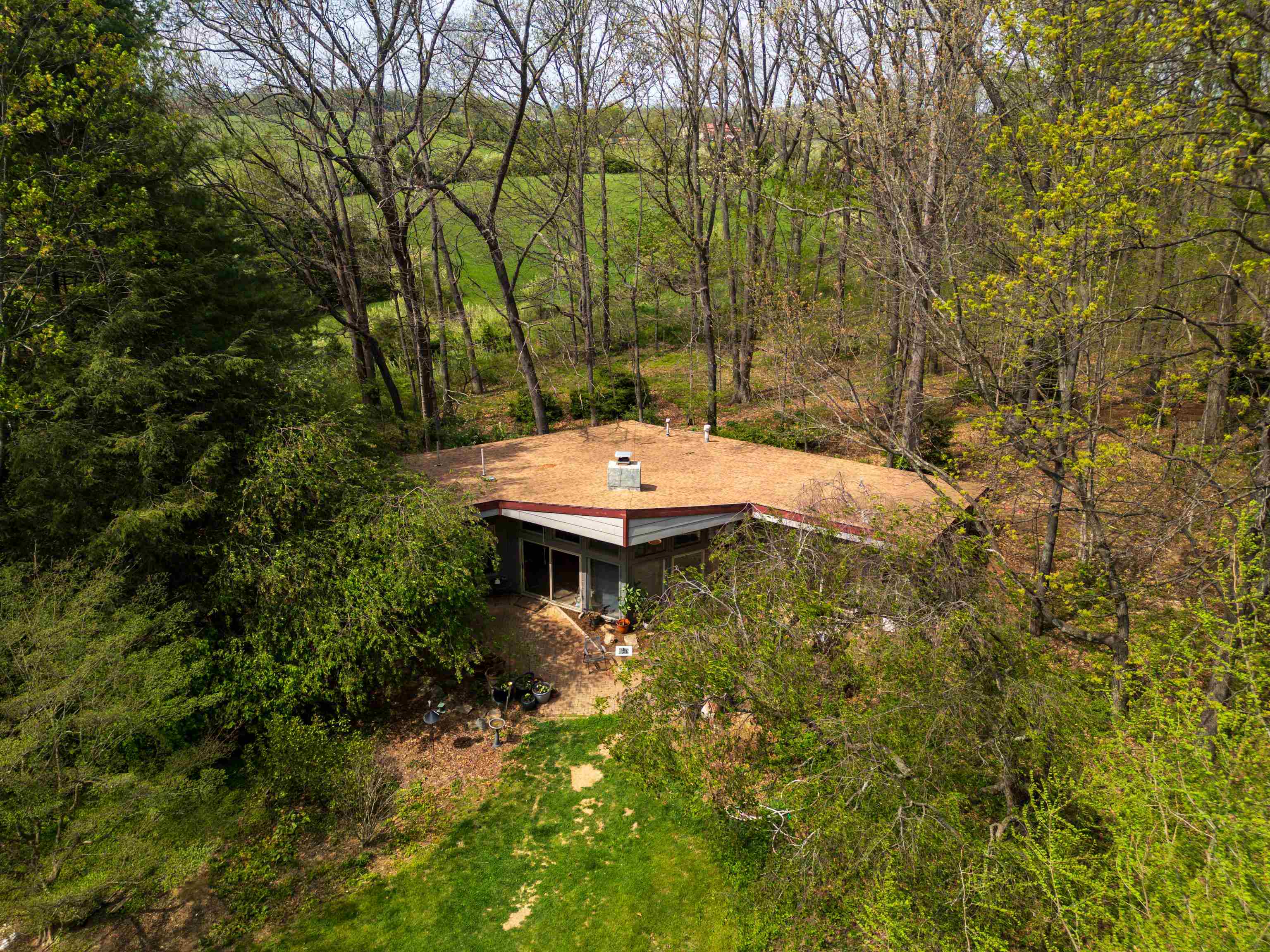 7598 N LEE HWY, RAPHINE, Virginia 24472, 3 Bedrooms Bedrooms, ,2 BathroomsBathrooms,Residential,7598 N LEE HWY,664489 MLS # 664489
