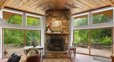 7598 N LEE HWY, RAPHINE, Virginia 24472, 3 Bedrooms Bedrooms, ,2 BathroomsBathrooms,Residential,7598 N LEE HWY,664489 MLS # 664489