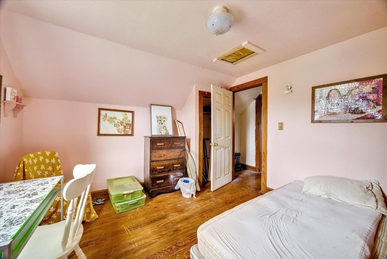 14 E GAY ST, STAUNTON, Virginia 24401, 3 Bedrooms Bedrooms, ,1 BathroomBathrooms,Residential,14 E GAY ST,664490 MLS # 664490