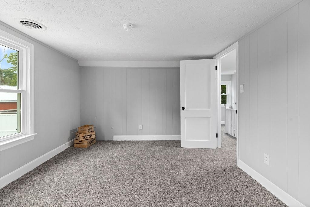 14372 S EAST SIDE HWY, GROTTOES, Virginia 24401, 4 Bedrooms Bedrooms, ,2 BathroomsBathrooms,Residential,14372 S EAST SIDE HWY,664492 MLS # 664492