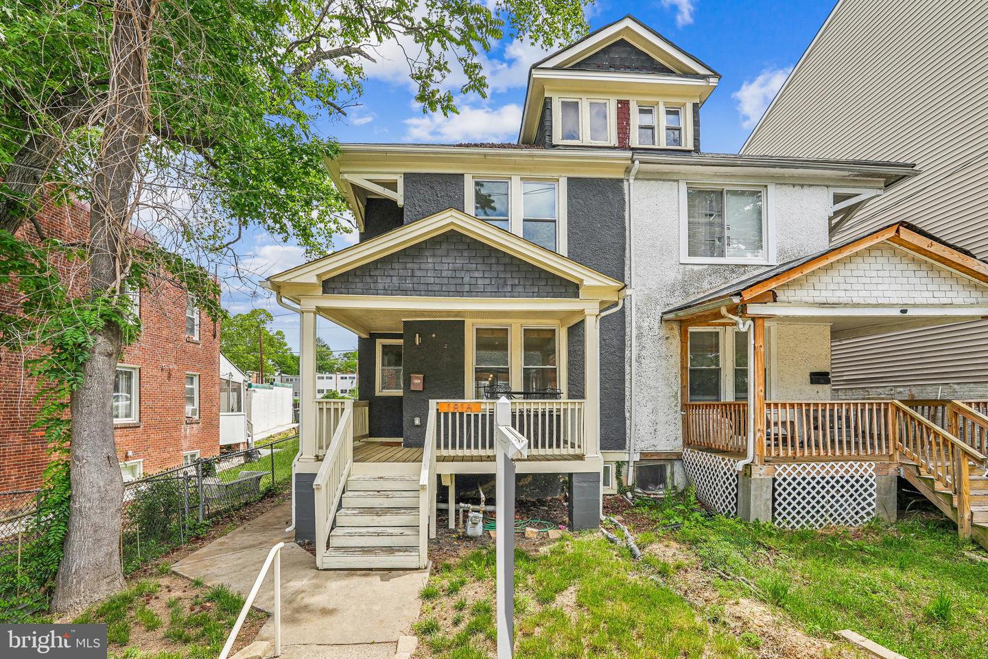 1816 24TH PL SE, WASHINGTON, District Of Columbia 20020, 3 Bedrooms Bedrooms, ,3 BathroomsBathrooms,Residential,For sale,1816 24TH PL SE,DCDC2193282 MLS # DCDC2193282