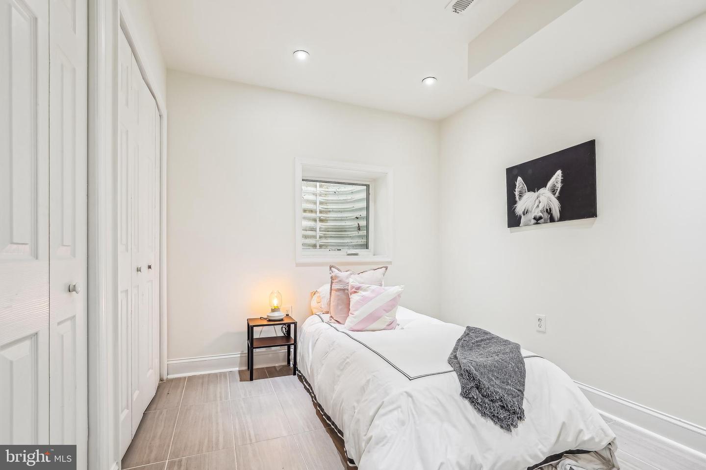 1816 24TH PL SE, WASHINGTON, District Of Columbia 20020, 3 Bedrooms Bedrooms, ,3 BathroomsBathrooms,Residential,For sale,1816 24TH PL SE,DCDC2193282 MLS # DCDC2193282
