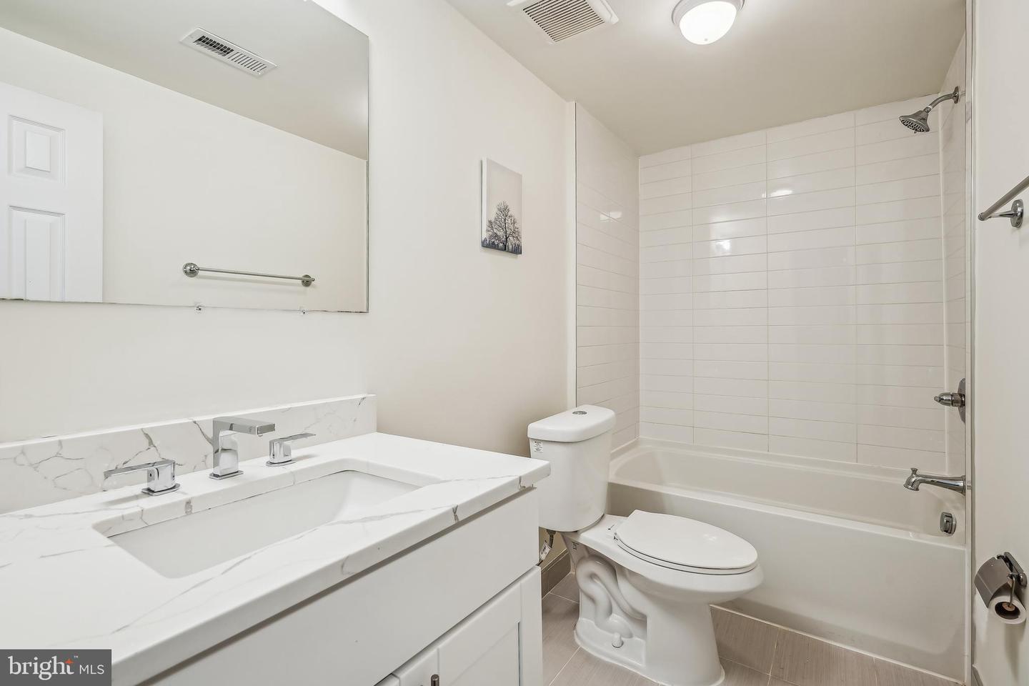 1816 24TH PL SE, WASHINGTON, District Of Columbia 20020, 3 Bedrooms Bedrooms, ,3 BathroomsBathrooms,Residential,For sale,1816 24TH PL SE,DCDC2193282 MLS # DCDC2193282