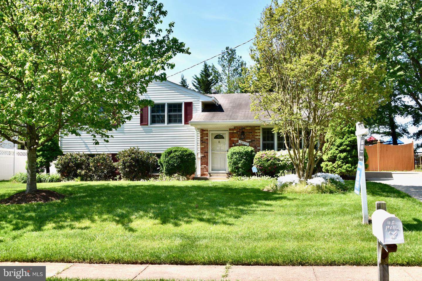 14717 ALGRETUS DR, CENTREVILLE, Virginia 20120, 4 Bedrooms Bedrooms, ,3 BathroomsBathrooms,Residential,For sale,14717 ALGRETUS DR,VAFX2233460 MLS # VAFX2233460