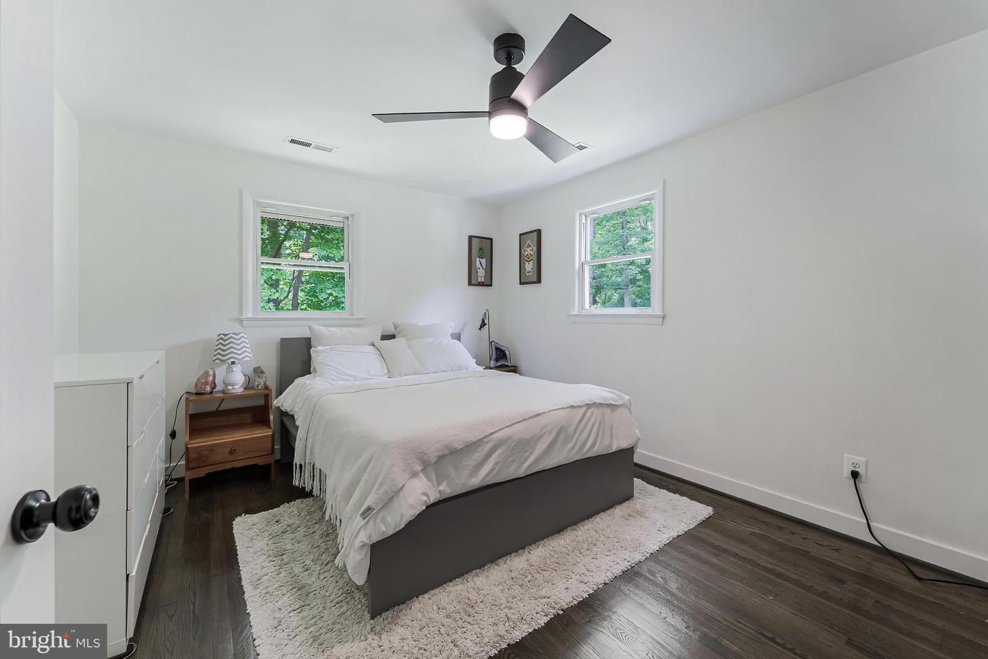 5801 BROOKVIEW DR, ALEXANDRIA, Virginia 22310, 3 Bedrooms Bedrooms, ,2 BathroomsBathrooms,Residential,For sale,5801 BROOKVIEW DR,VAFX2235410 MLS # VAFX2235410