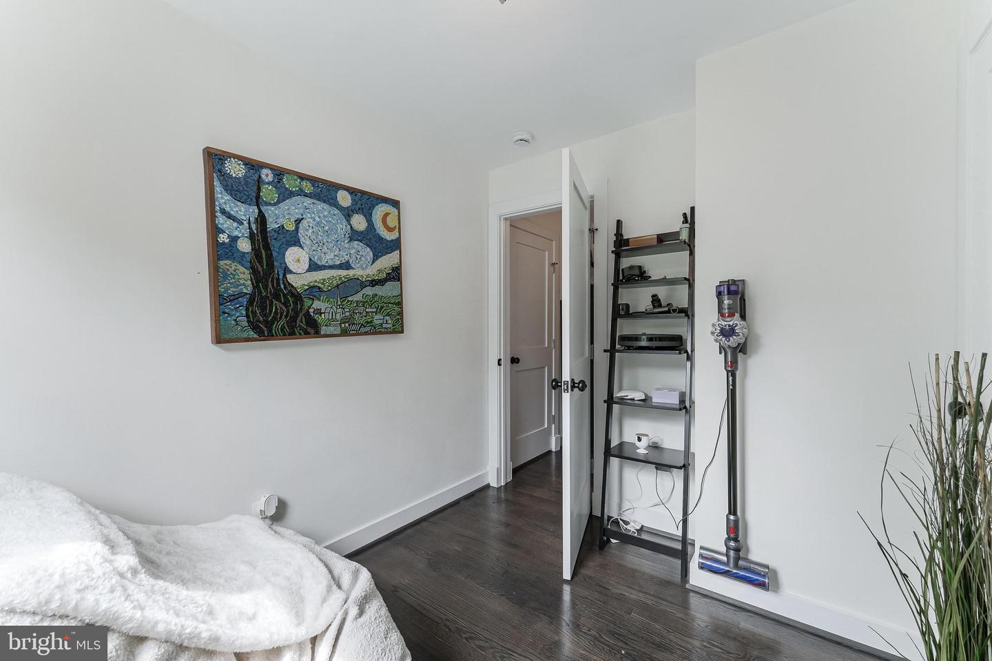 5801 BROOKVIEW DR, ALEXANDRIA, Virginia 22310, 3 Bedrooms Bedrooms, ,2 BathroomsBathrooms,Residential,For sale,5801 BROOKVIEW DR,VAFX2235410 MLS # VAFX2235410