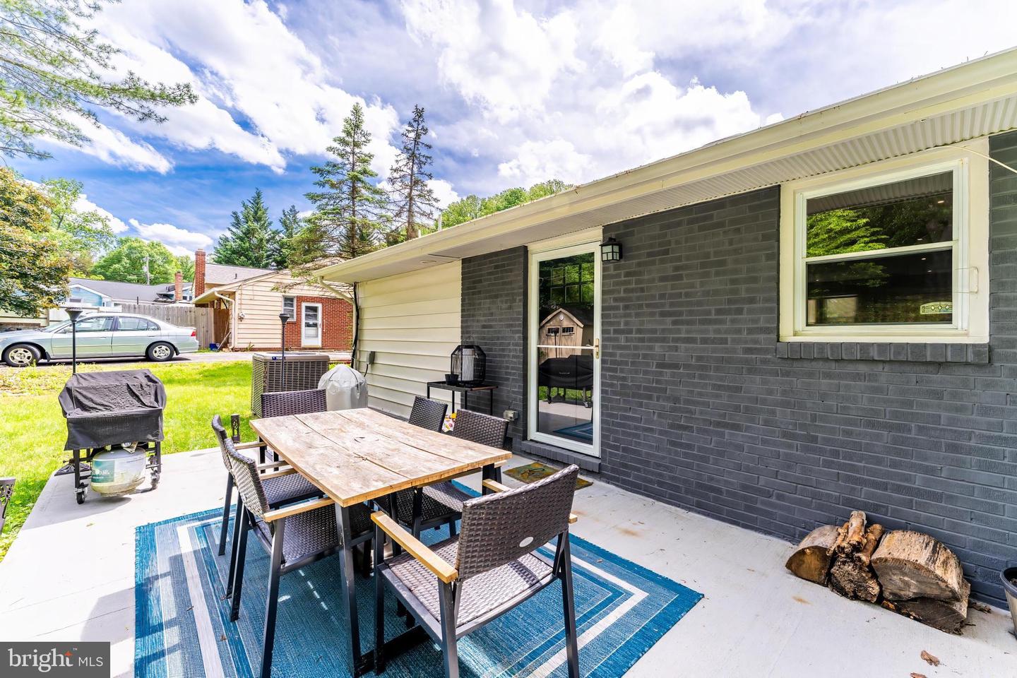 5801 BROOKVIEW DR, ALEXANDRIA, Virginia 22310, 3 Bedrooms Bedrooms, ,2 BathroomsBathrooms,Residential,For sale,5801 BROOKVIEW DR,VAFX2235410 MLS # VAFX2235410
