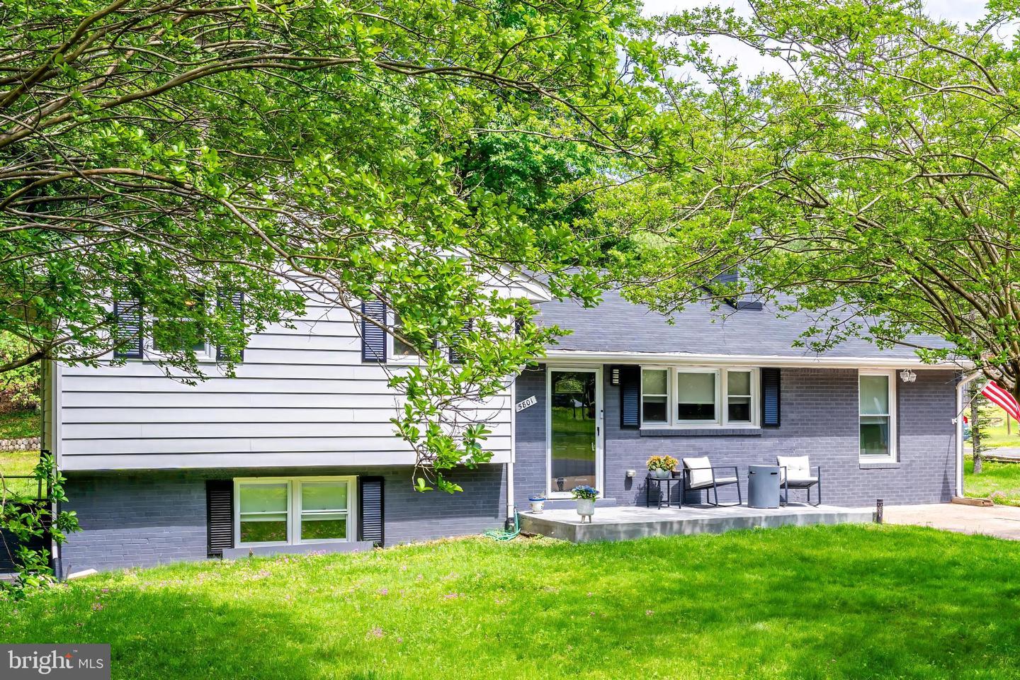 5801 BROOKVIEW DR, ALEXANDRIA, Virginia 22310, 3 Bedrooms Bedrooms, ,2 BathroomsBathrooms,Residential,For sale,5801 BROOKVIEW DR,VAFX2235410 MLS # VAFX2235410