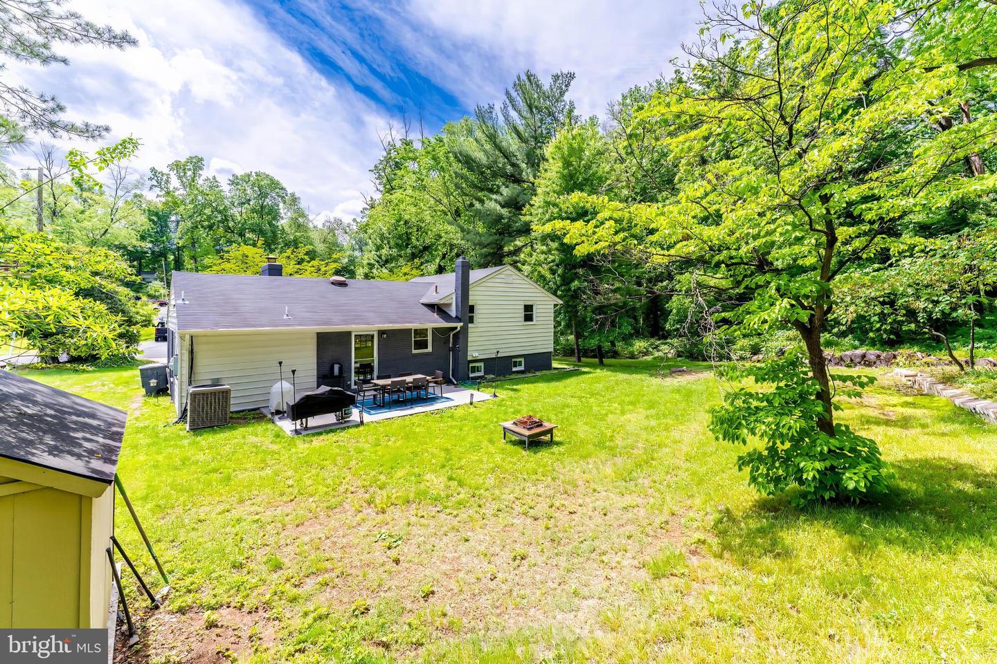 5801 BROOKVIEW DR, ALEXANDRIA, Virginia 22310, 3 Bedrooms Bedrooms, ,2 BathroomsBathrooms,Residential,For sale,5801 BROOKVIEW DR,VAFX2235410 MLS # VAFX2235410