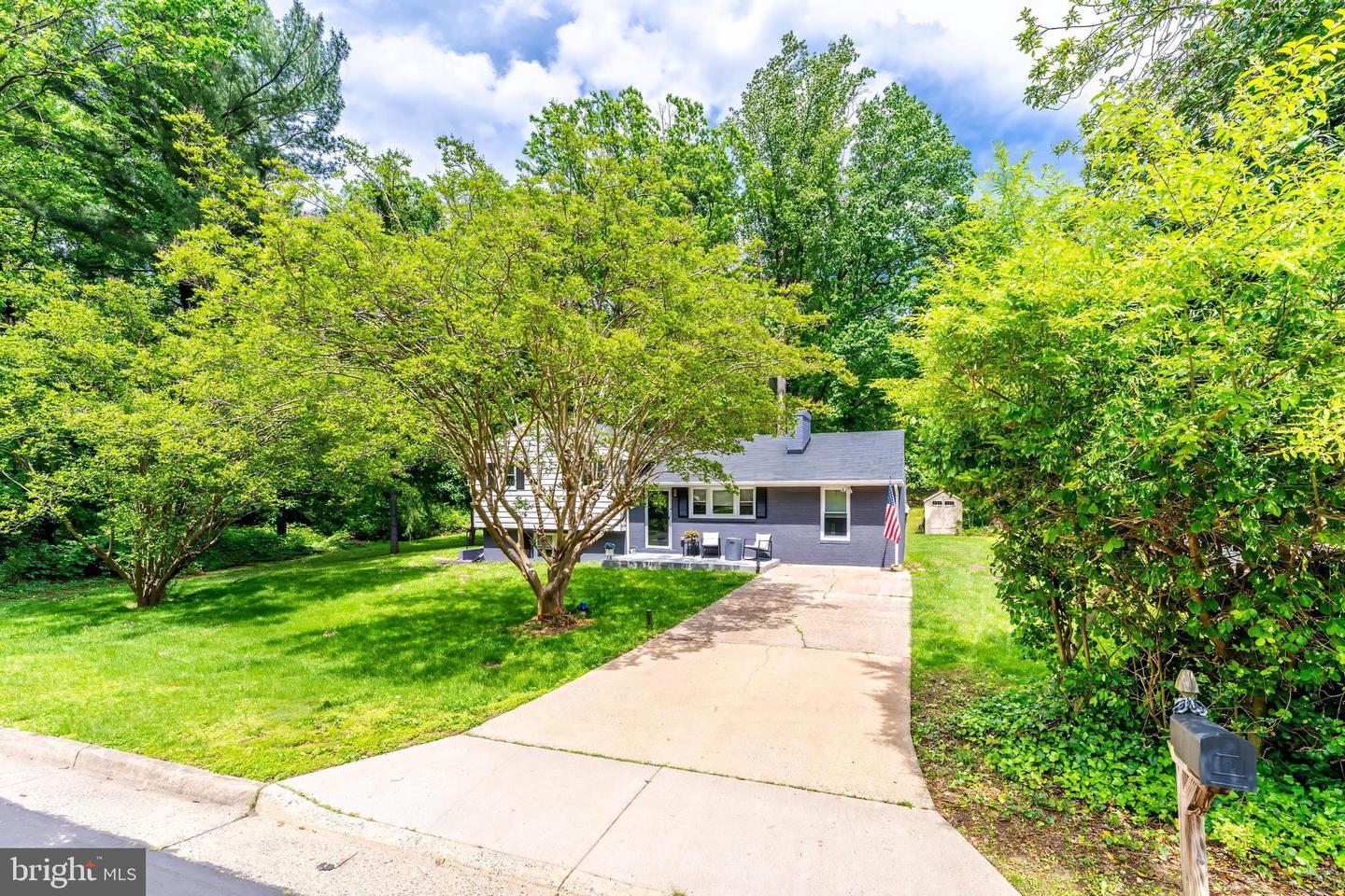 5801 BROOKVIEW DR, ALEXANDRIA, Virginia 22310, 3 Bedrooms Bedrooms, ,2 BathroomsBathrooms,Residential,For sale,5801 BROOKVIEW DR,VAFX2235410 MLS # VAFX2235410