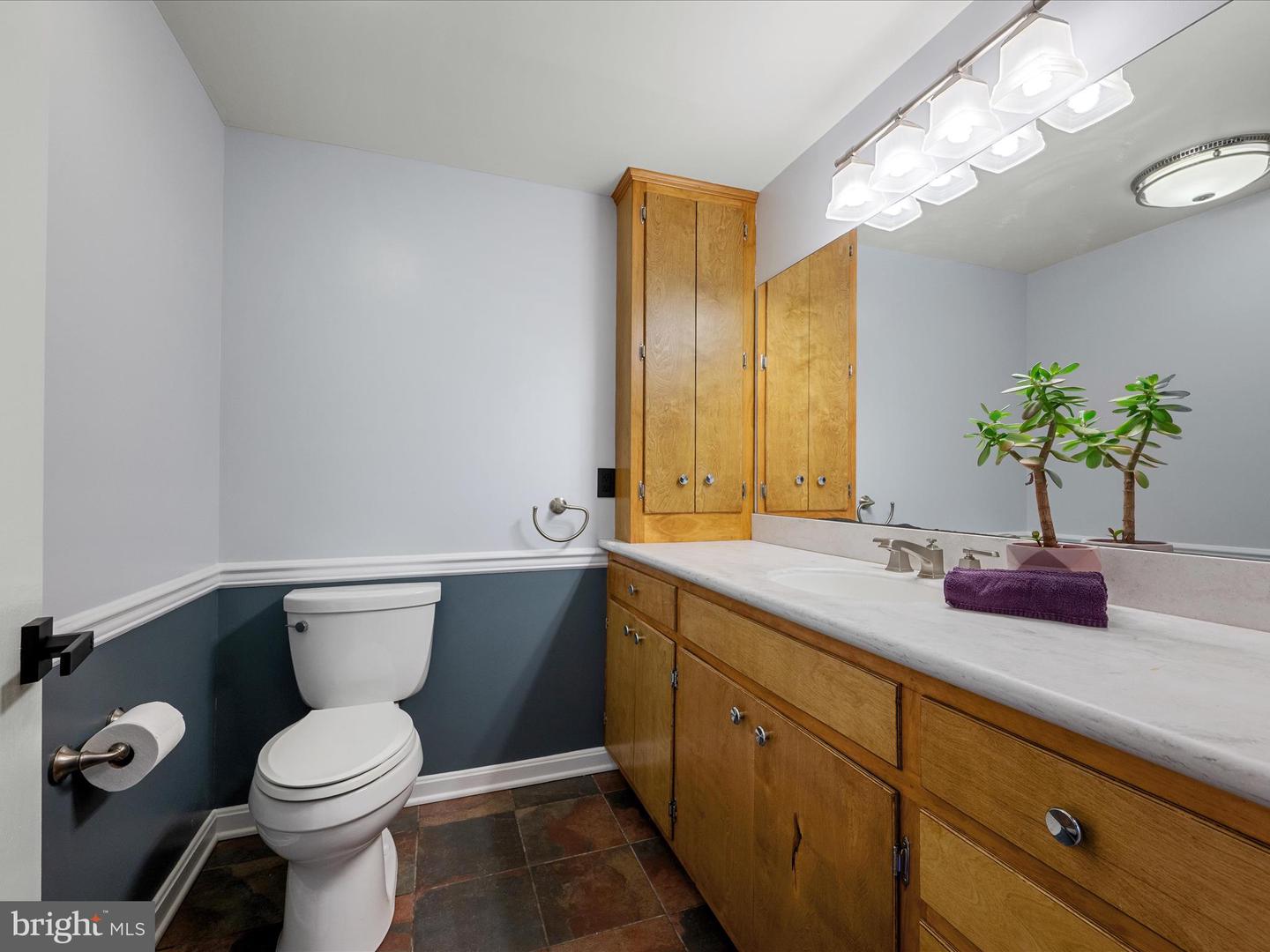 305 W WHITLOCK AVE, WINCHESTER, Virginia 22601, 4 Bedrooms Bedrooms, ,2 BathroomsBathrooms,Residential,For sale,305 W WHITLOCK AVE,VAWI2007610 MLS # VAWI2007610