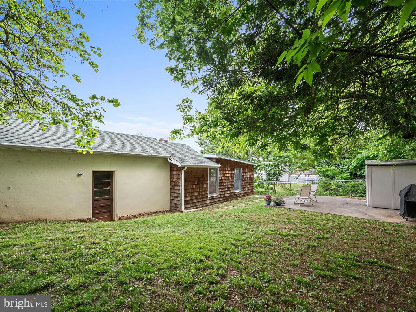 305 W WHITLOCK AVE, WINCHESTER, Virginia 22601, 4 Bedrooms Bedrooms, ,2 BathroomsBathrooms,Residential,For sale,305 W WHITLOCK AVE,VAWI2007610 MLS # VAWI2007610