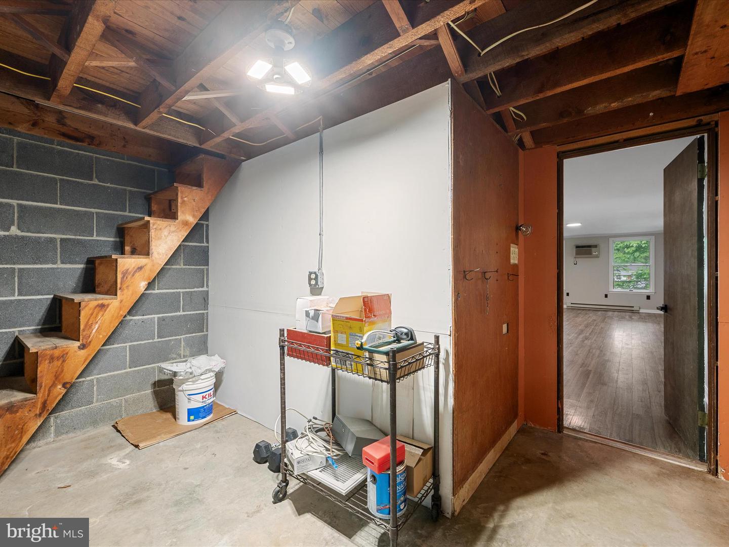 305 W WHITLOCK AVE, WINCHESTER, Virginia 22601, 4 Bedrooms Bedrooms, ,2 BathroomsBathrooms,Residential,For sale,305 W WHITLOCK AVE,VAWI2007610 MLS # VAWI2007610