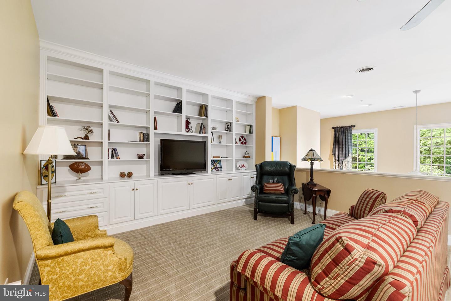 9522 NASSINGTON CT, HENRICO, Virginia 23229, 4 Bedrooms Bedrooms, 8 Rooms Rooms,3 BathroomsBathrooms,Residential,For sale,9522 NASSINGTON CT,VAHN2000904 MLS # VAHN2000904