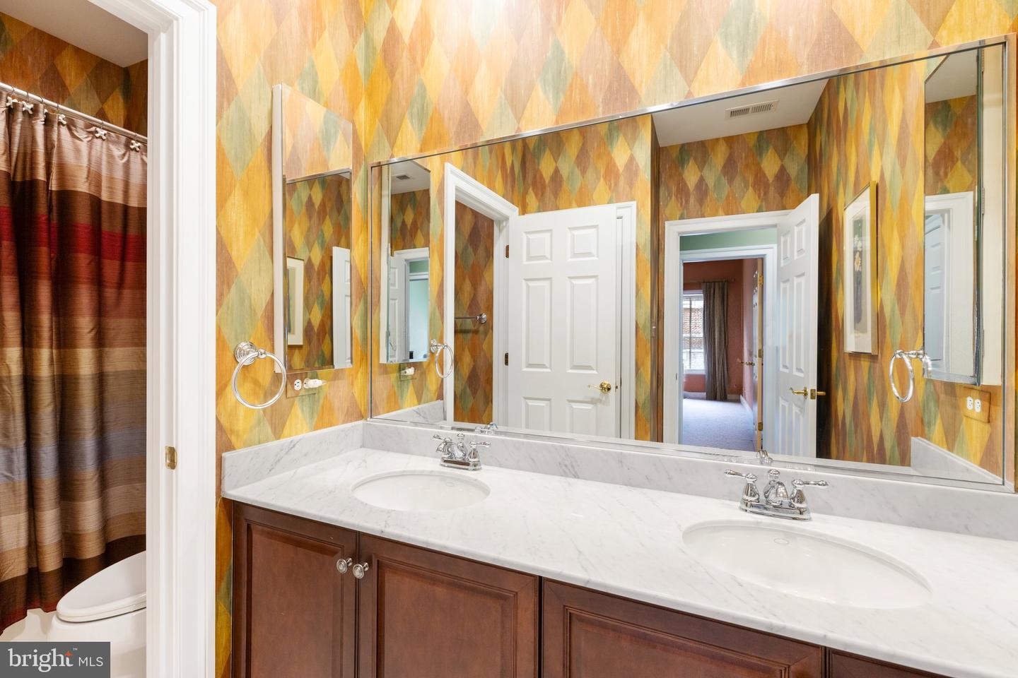 9522 NASSINGTON CT, HENRICO, Virginia 23229, 4 Bedrooms Bedrooms, 8 Rooms Rooms,3 BathroomsBathrooms,Residential,For sale,9522 NASSINGTON CT,VAHN2000904 MLS # VAHN2000904