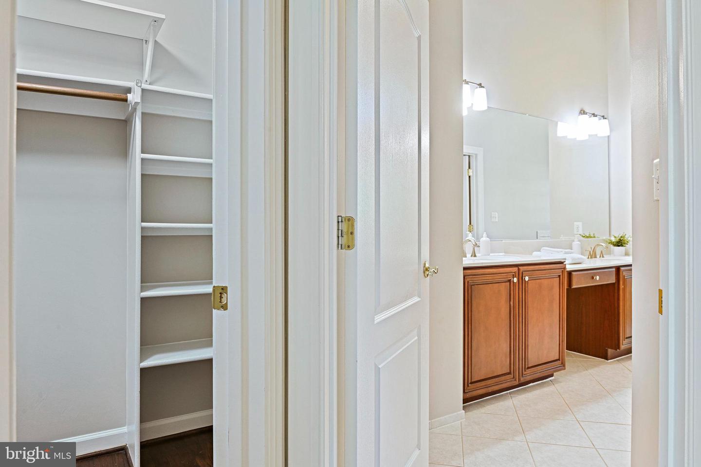 7752 LEGERE CT, MCLEAN, Virginia 22102, 4 Bedrooms Bedrooms, ,4 BathroomsBathrooms,Residential,For sale,7752 LEGERE CT,VAFX2237814 MLS # VAFX2237814