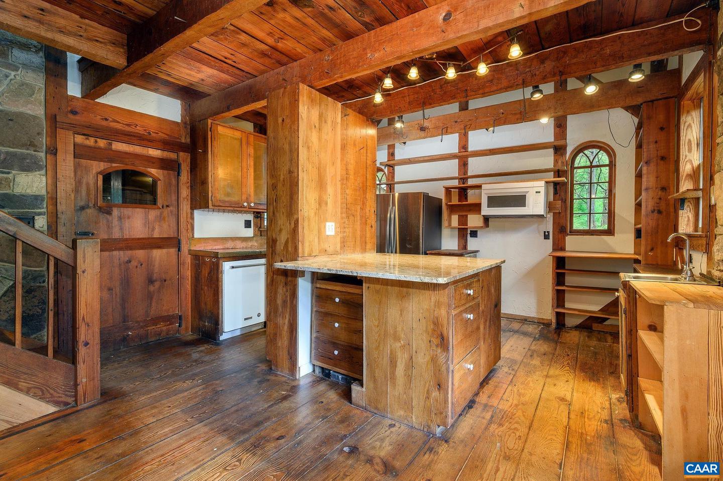 1816 DAVIS SHOP RD, EARLYSVILLE, Virginia 22936, 6 Bedrooms Bedrooms, ,3 BathroomsBathrooms,Residential,For sale,1816 DAVIS SHOP RD,664209 MLS # 664209
