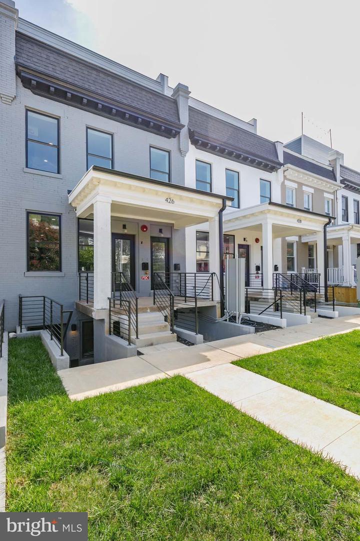 426 MANOR PL NW #1, WASHINGTON, District Of Columbia 20010, 2 Bedrooms Bedrooms, ,2 BathroomsBathrooms,Residential,For sale,426 MANOR PL NW #1,DCDC2199534 MLS # DCDC2199534