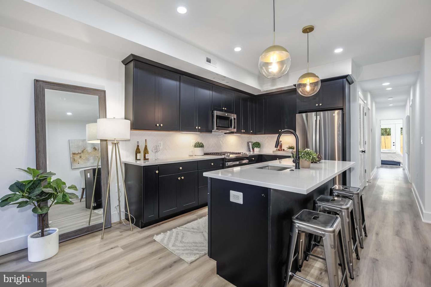426 MANOR PL NW #1, WASHINGTON, District Of Columbia 20010, 2 Bedrooms Bedrooms, ,2 BathroomsBathrooms,Residential,For sale,426 MANOR PL NW #1,DCDC2199534 MLS # DCDC2199534