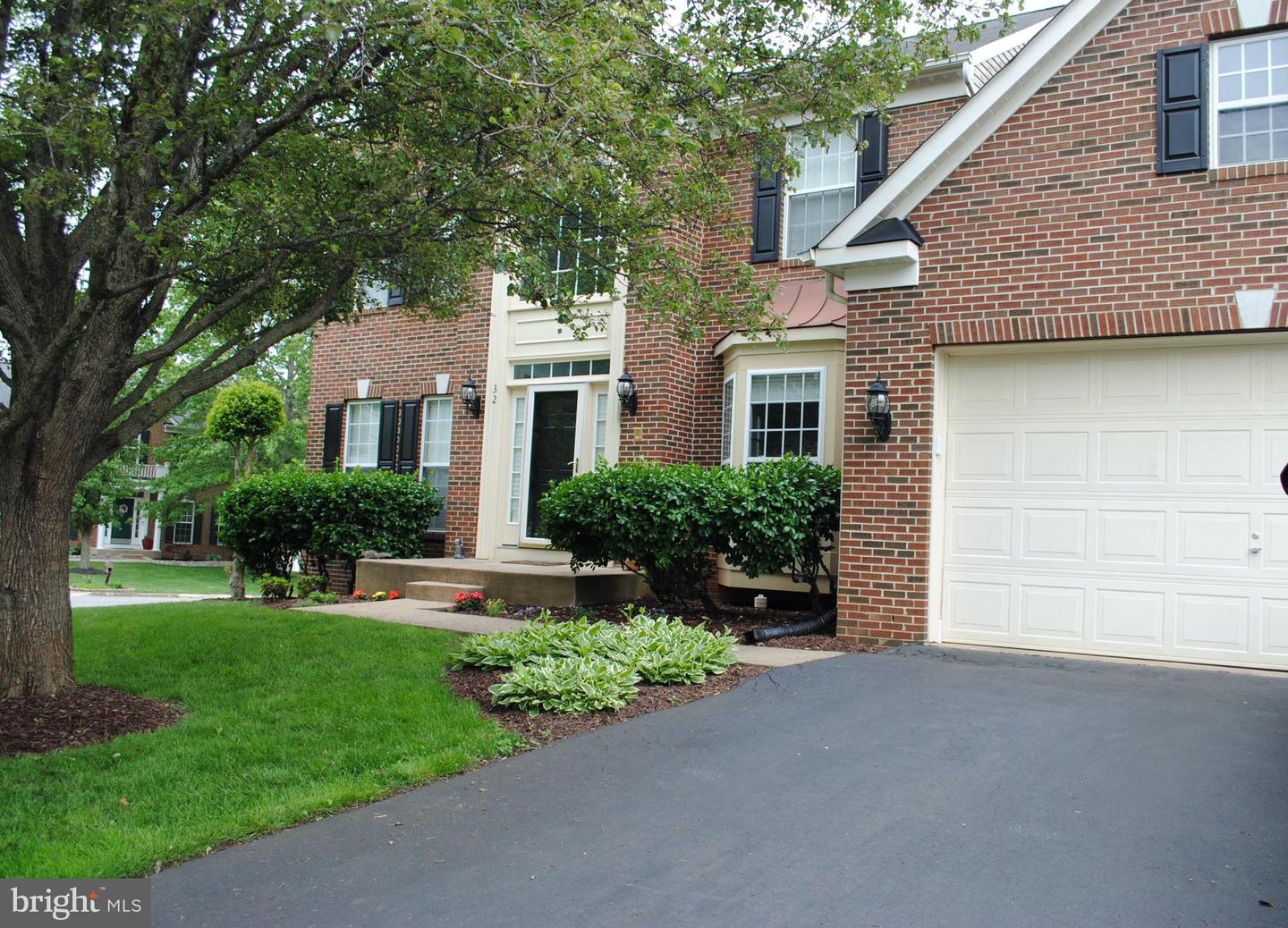 32 BEAU RIDGE DR, STAFFORD, Virginia 22556, 4 Bedrooms Bedrooms, ,3 BathroomsBathrooms,Residential,For sale,32 BEAU RIDGE DR,VAST2038684 MLS # VAST2038684